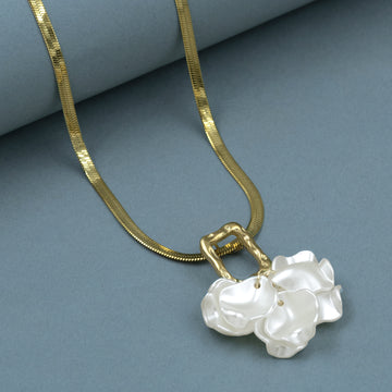 Artklim  Ivory Bloom Pendant Necklace