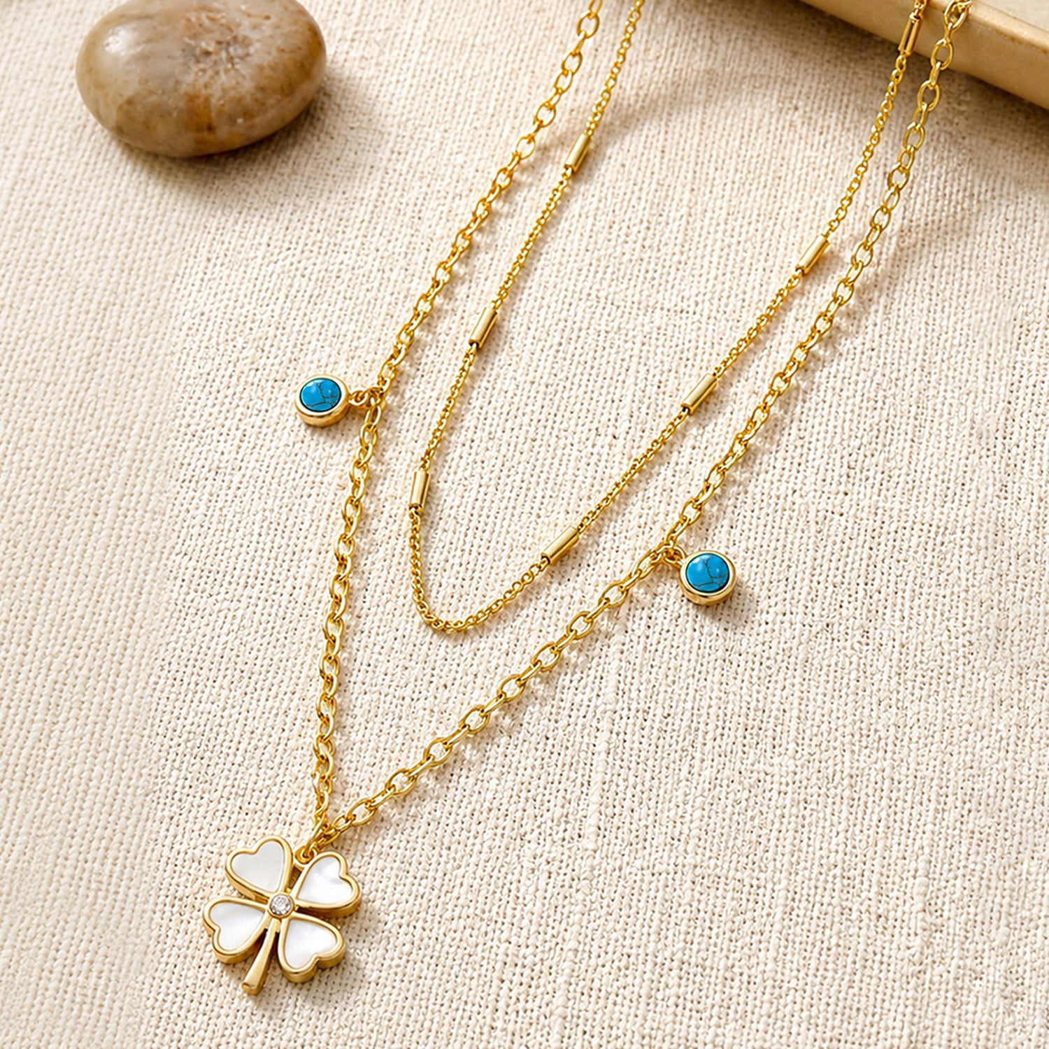 Artklim White Clover & Turquoise Layered Anti-Tarnish Pendant Necklace
