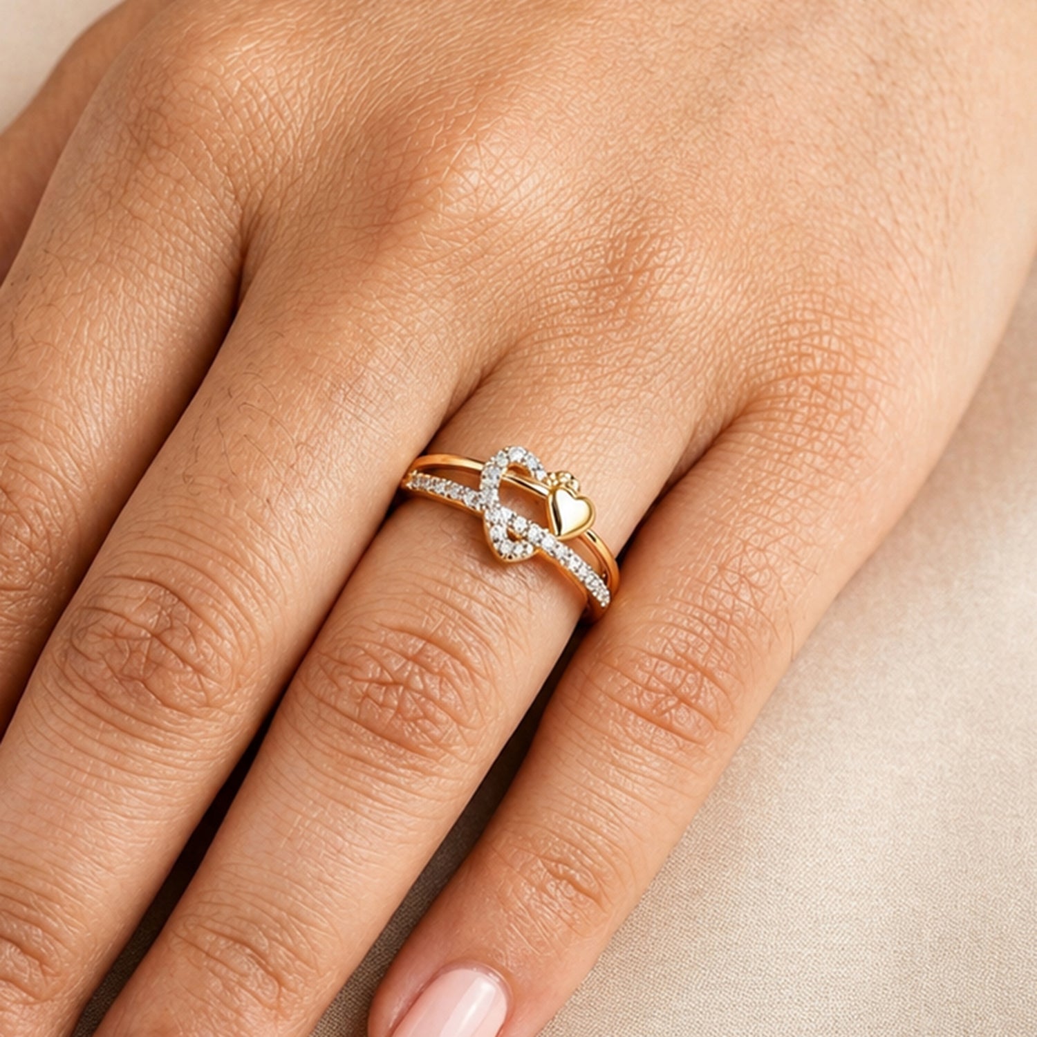 Artklim Trendy Everyday Wear Gold Anti-Tarnish Ring