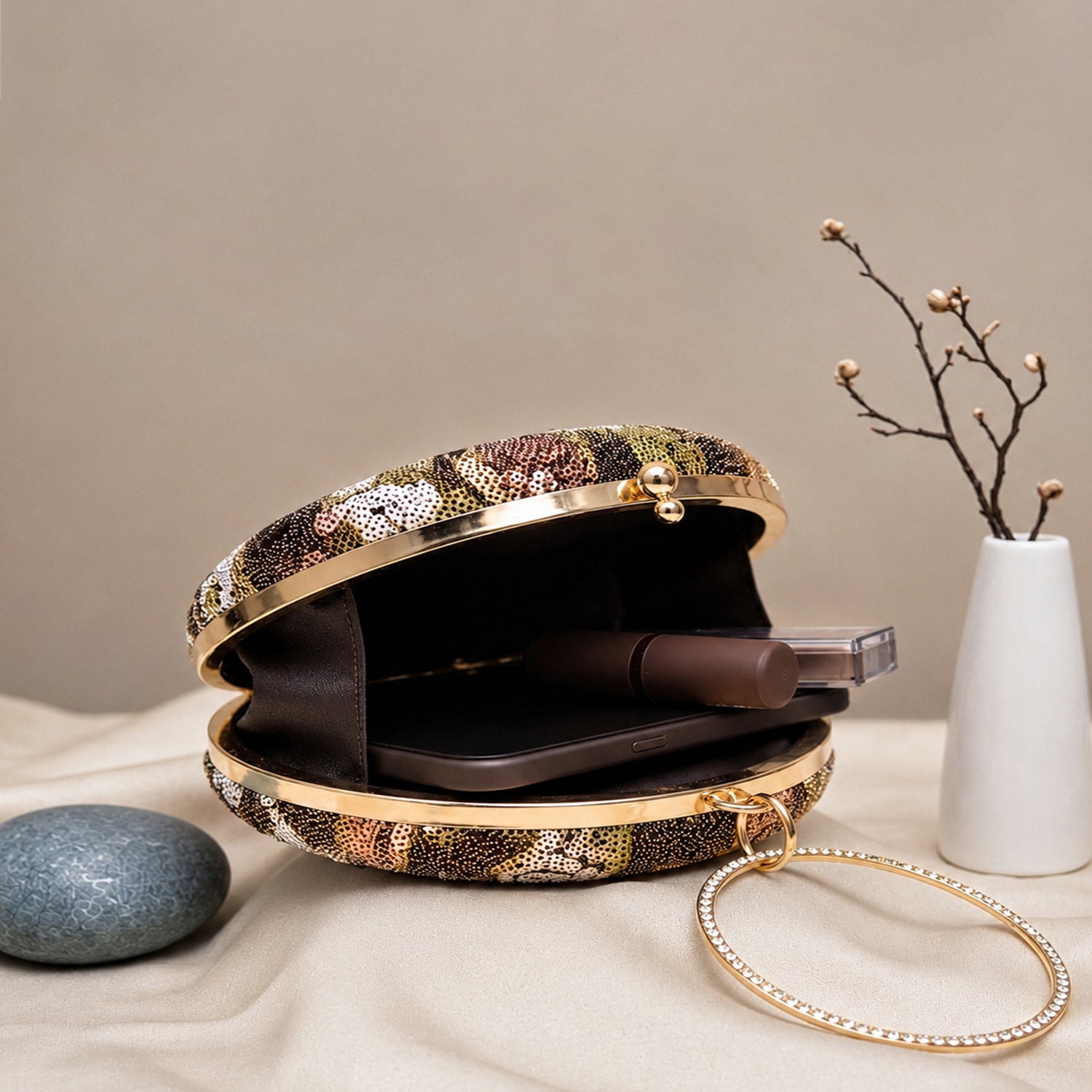 Artklim Luxury Black Floral Embroidered Clutch