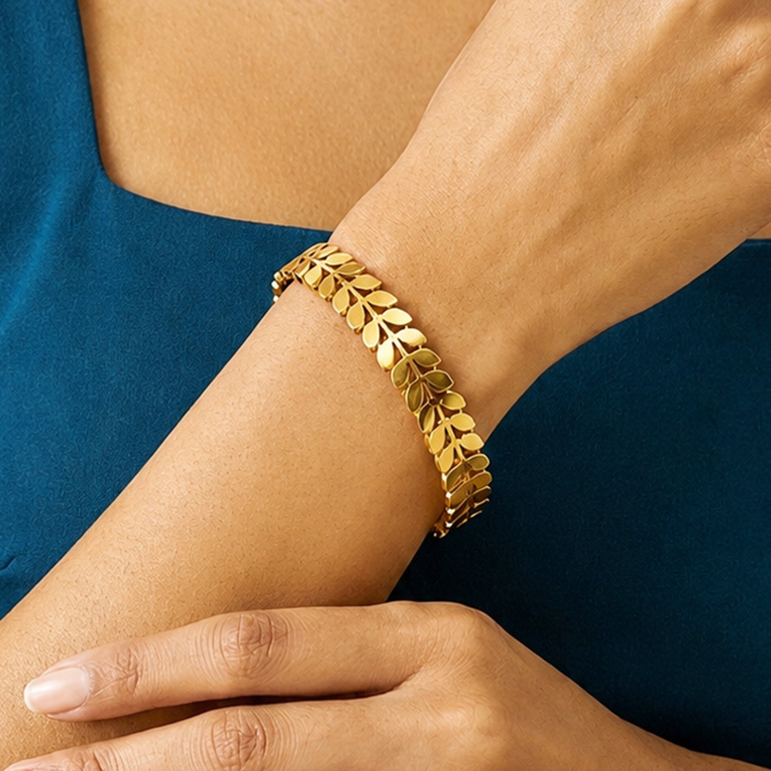 Artklim Golden Leaf Vine Anti-Tarnish Bangle Bracelet