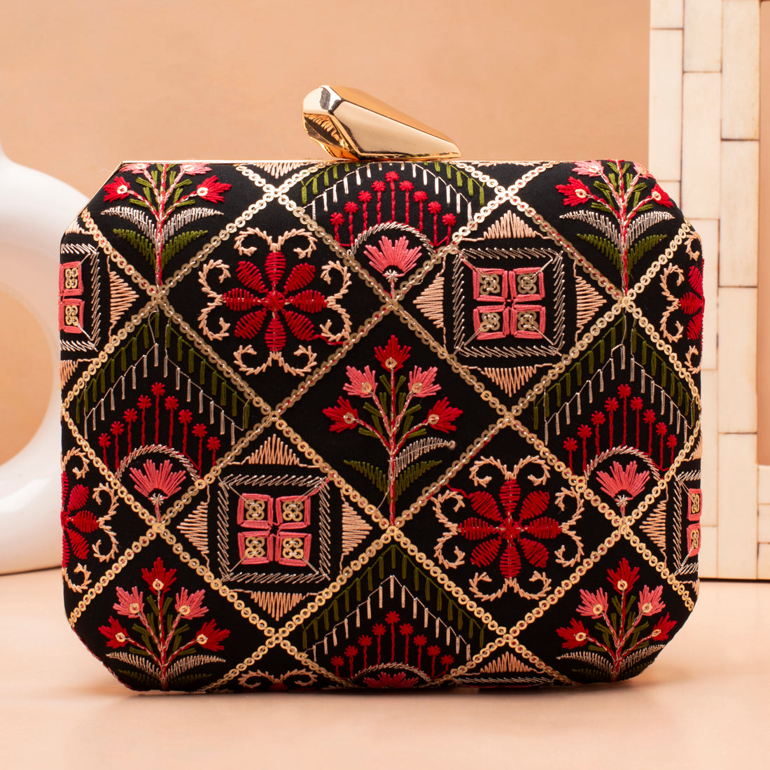 Artklim Black Red Floral Threadwork Embroidery Clutch