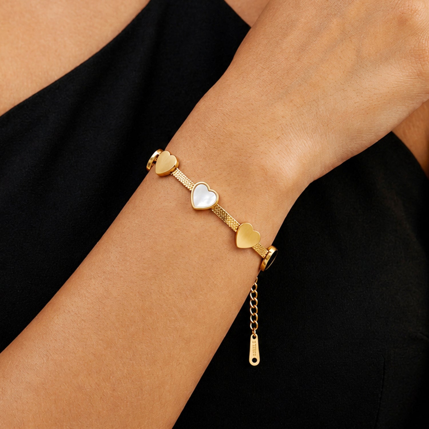 Artklim Dual Tone Heart Charm Snake Chain Gold-Tone Anti-Tarnish Bracelet