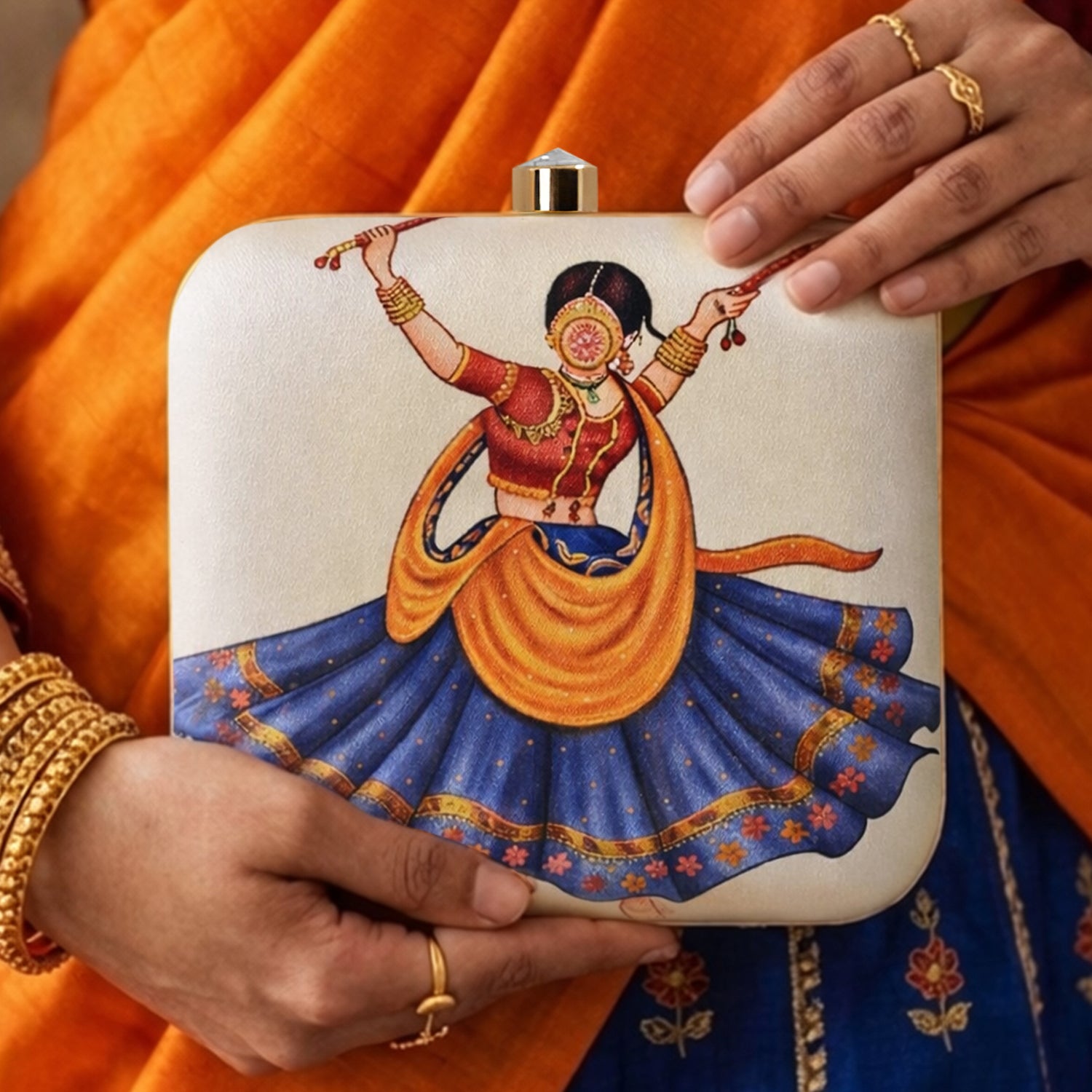 Artklim Dreamy Gaze  Vintage Charm Printed Clutch