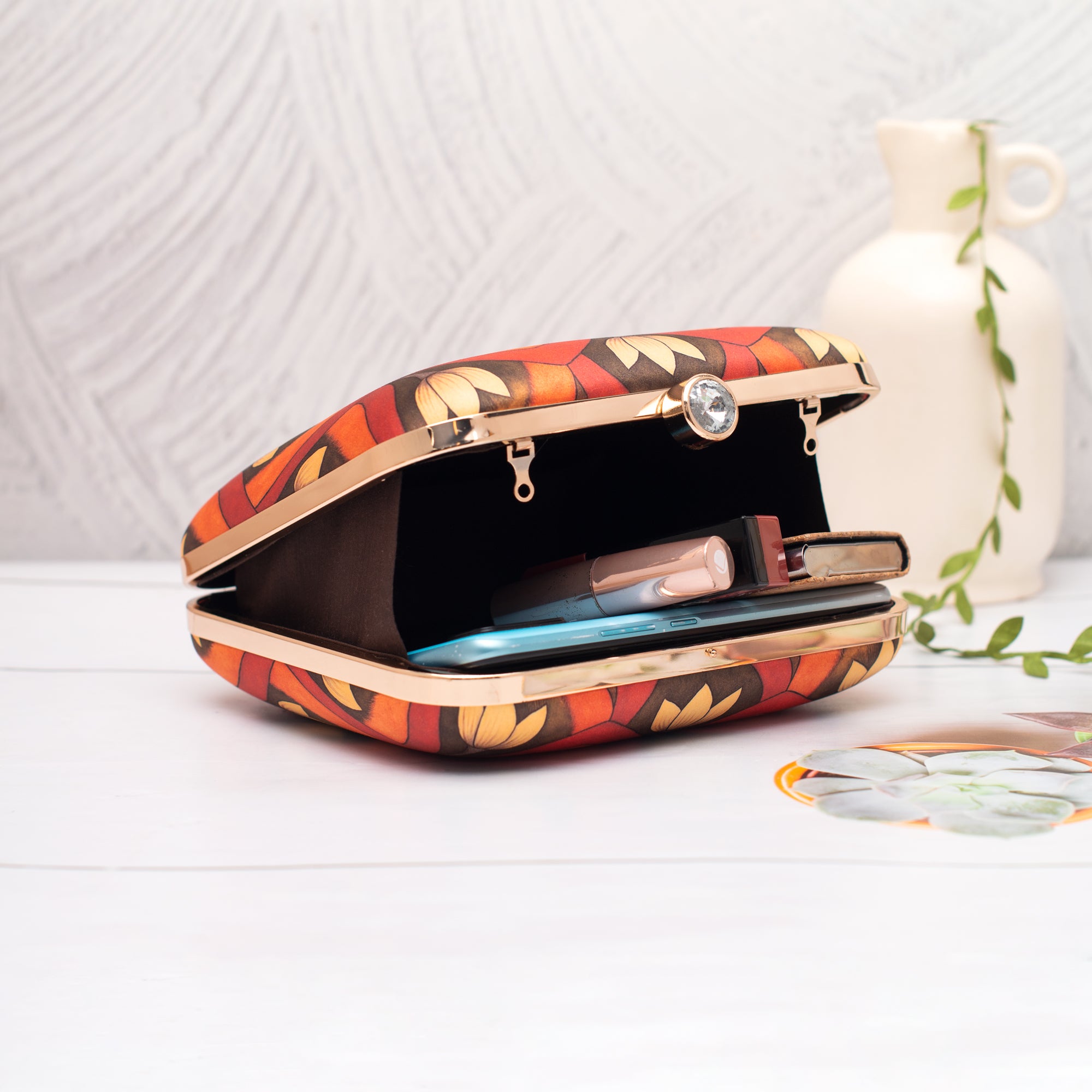 Artklim Orange–Brown Art Portrait  Clutch