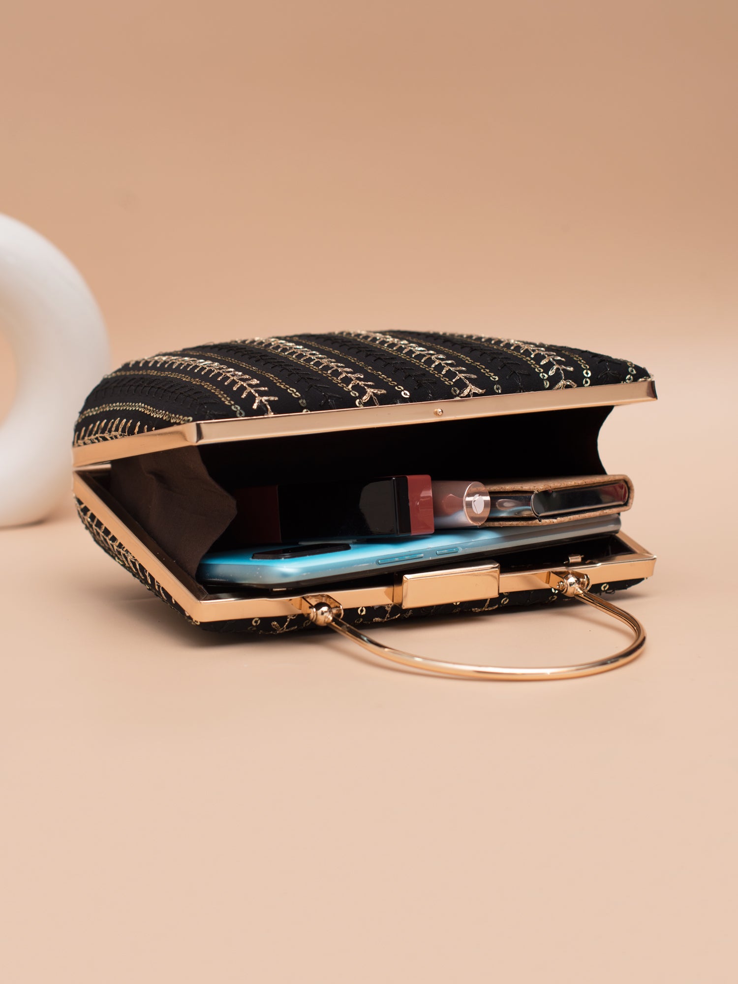 Artklim Golden Noir Clutch