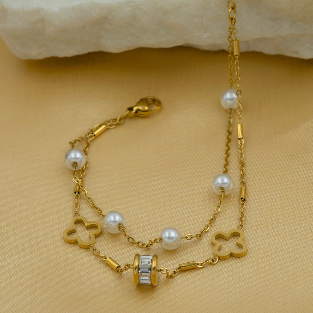 Artklim Gold Plated Clover And Pearl Charm Bracelet