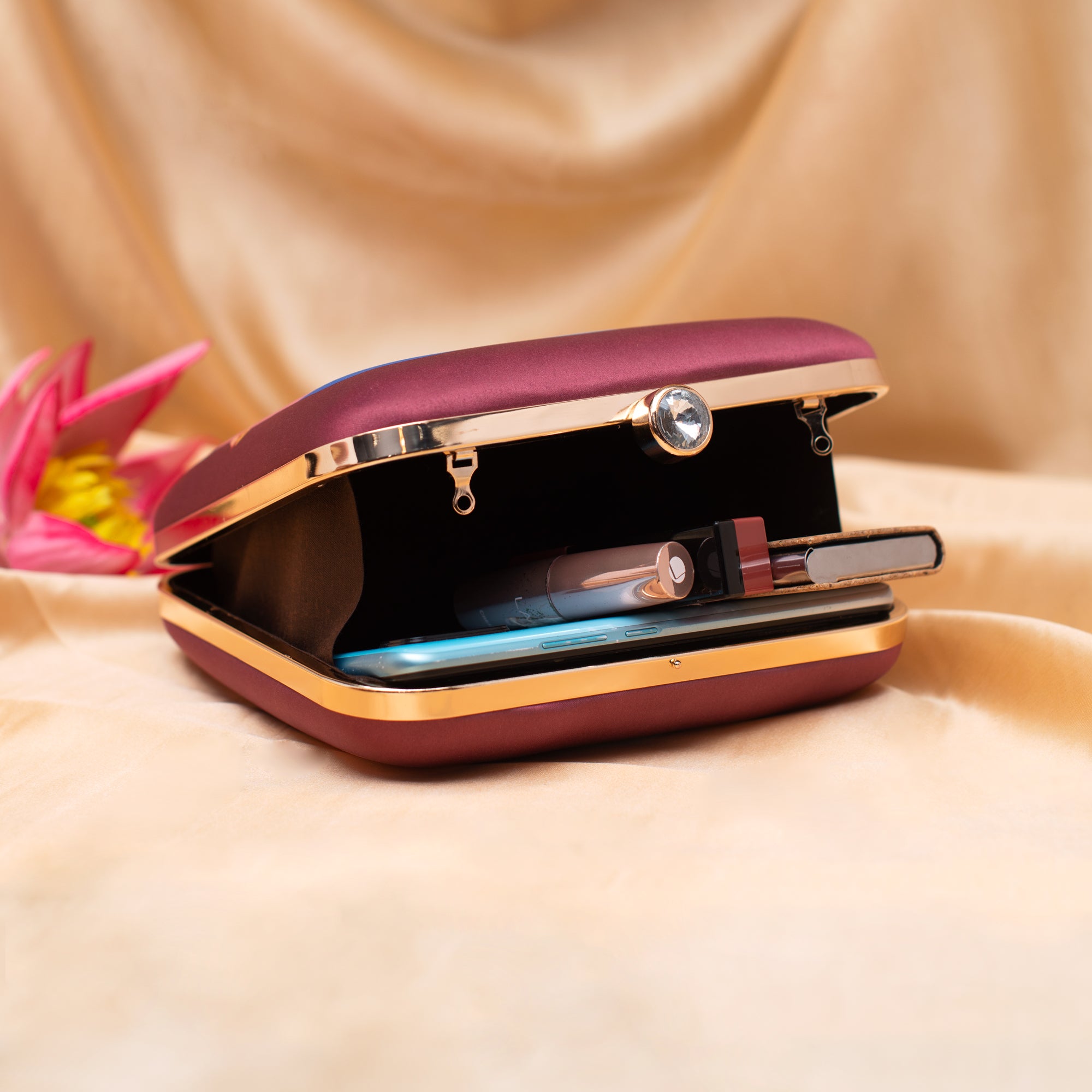 Artklim Mughal Motif Printed Clutch
