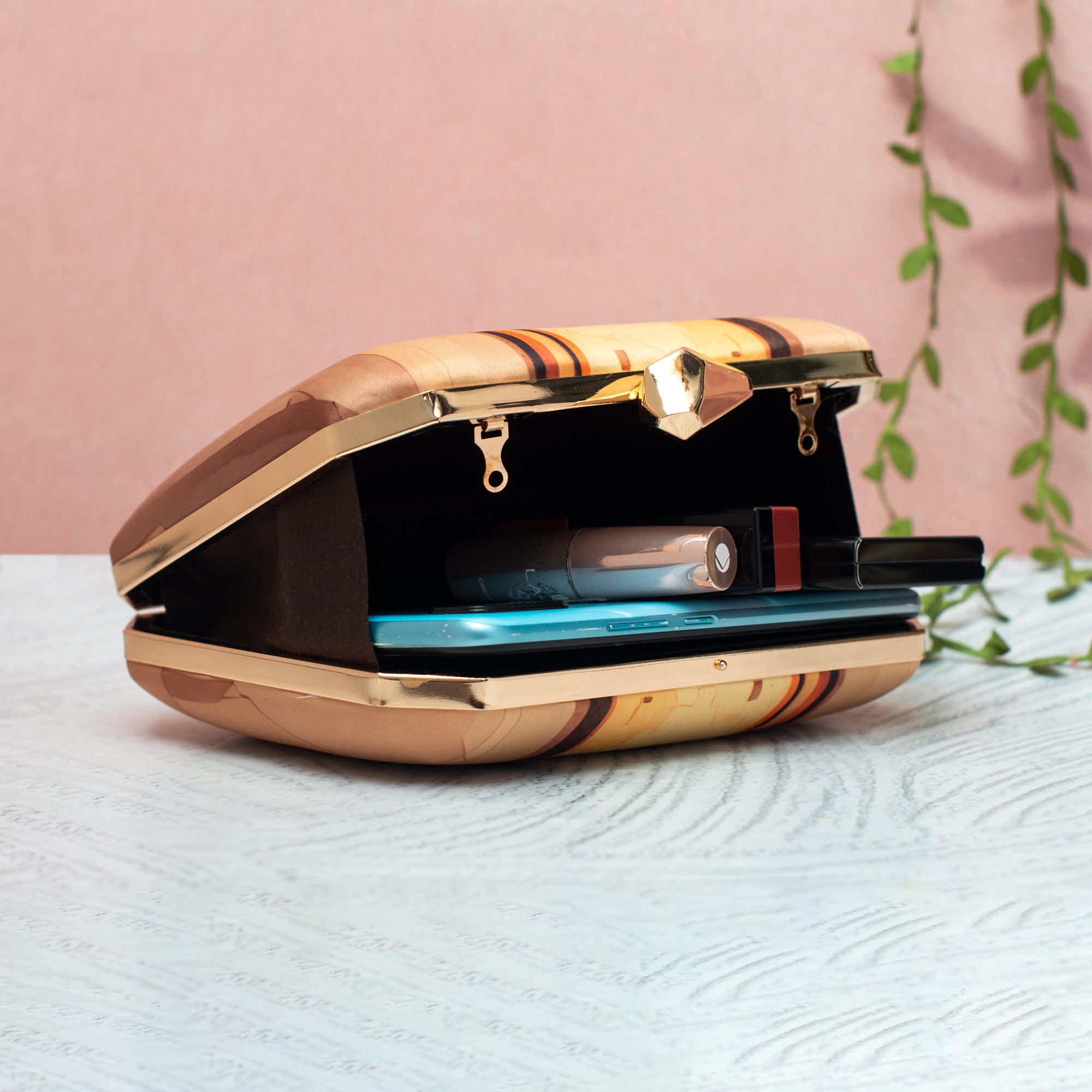 Artklim Lady & Cat Elegance Printed Clutch