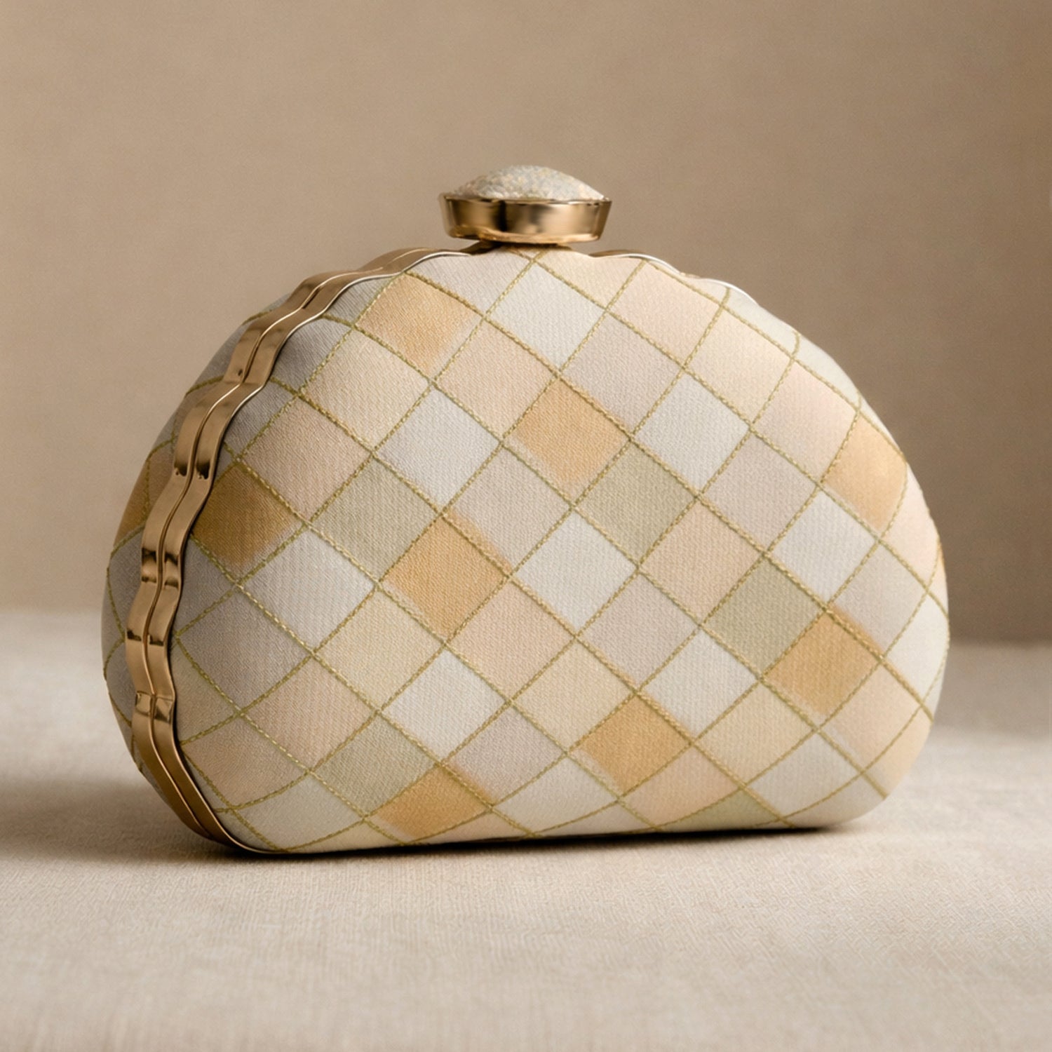 Artklim Elegant Beige Embroidered Clutch