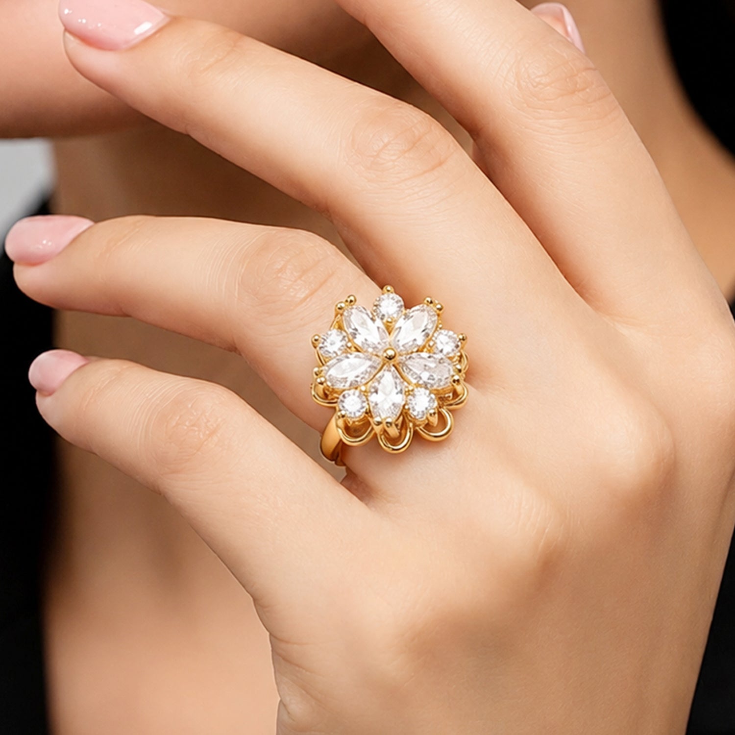 Artklim Gold Bloom Revolving  Zircon Flower Adjustable Anti-Tarnish Copper Ring