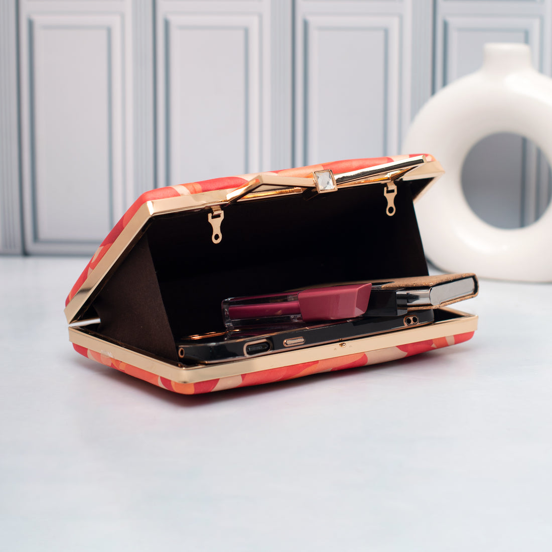 Artklim Modern Floral Wave Printed Clutch