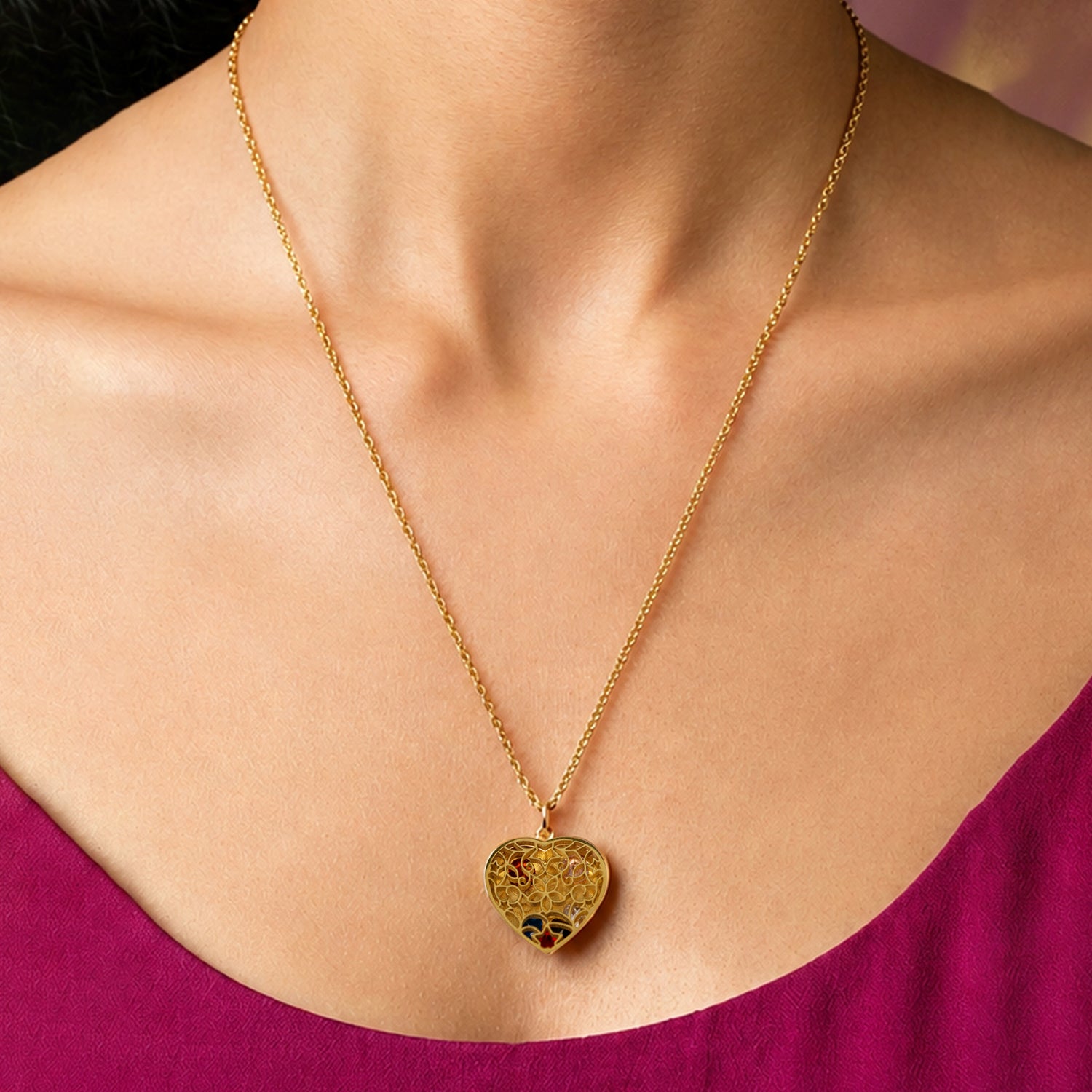 Artklim Vintage Floral Heart Anti-tarnish Necklace
