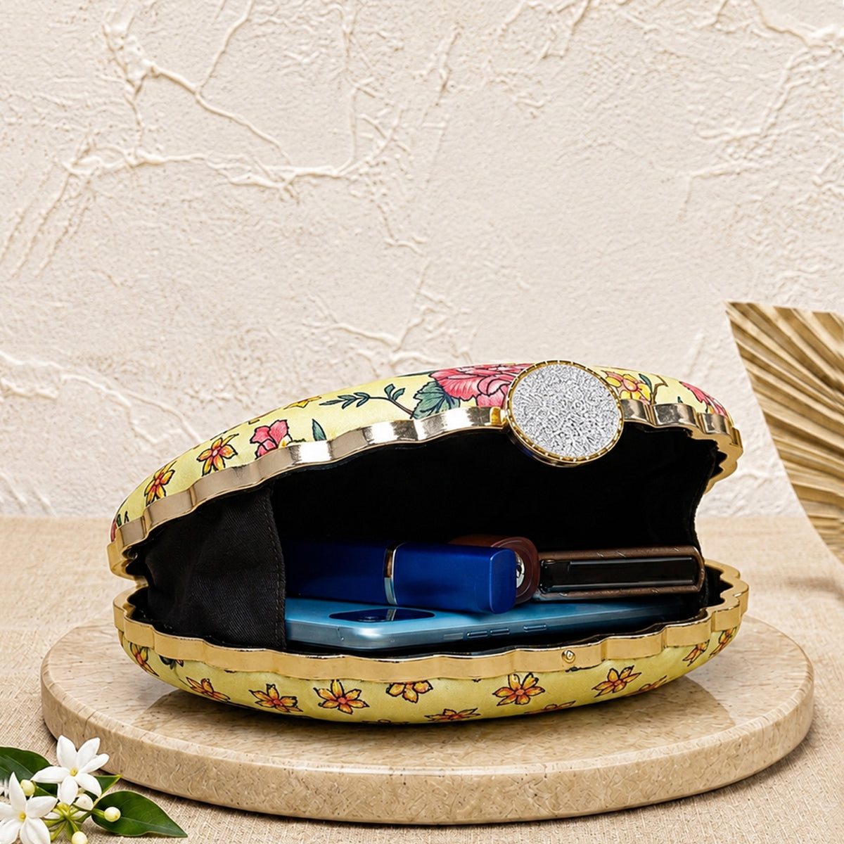 Artklim Floral Printed D-shape Clutch