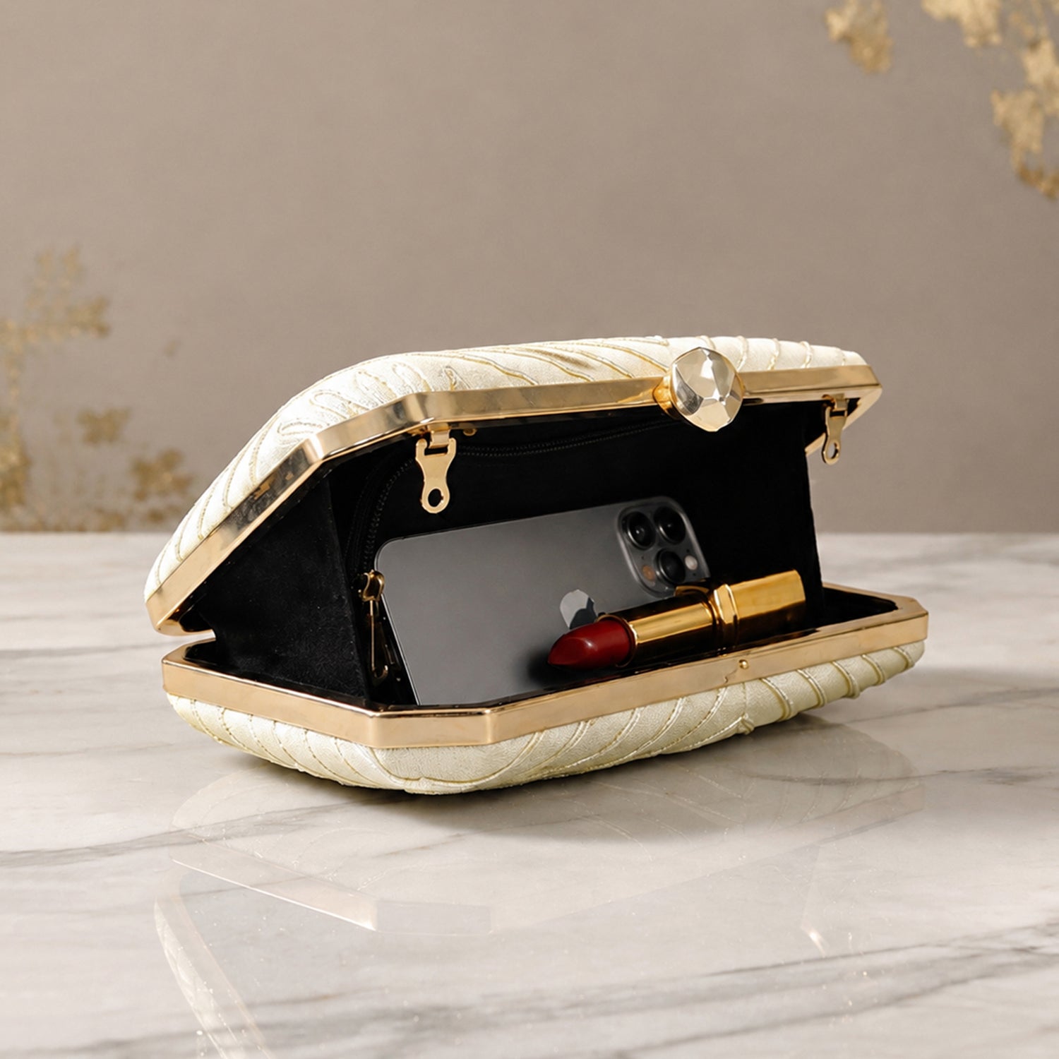Artklim Classic Ivory Chevron Embroidered Clutch