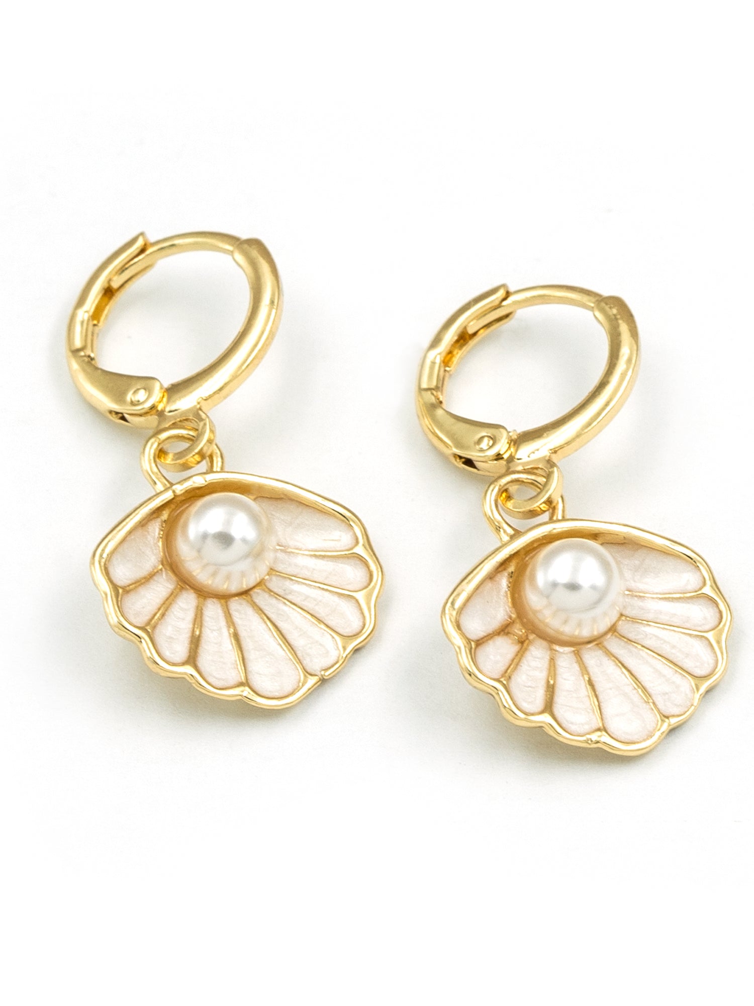 Artklim Shell Pearl Drop Anti Tarnish Earrings