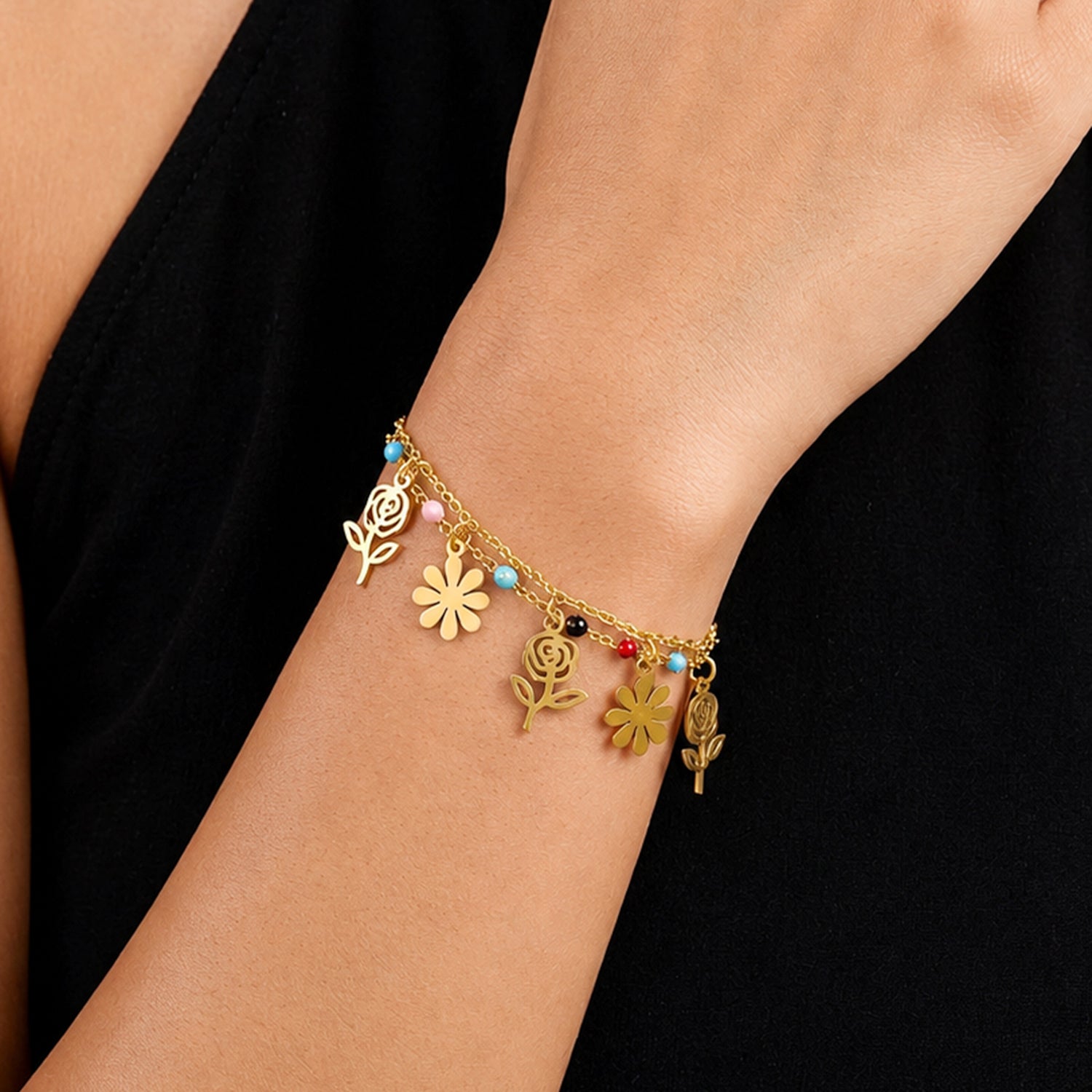 Artklim Daisy & Rose Charm Anti-Tarnish Bracelet