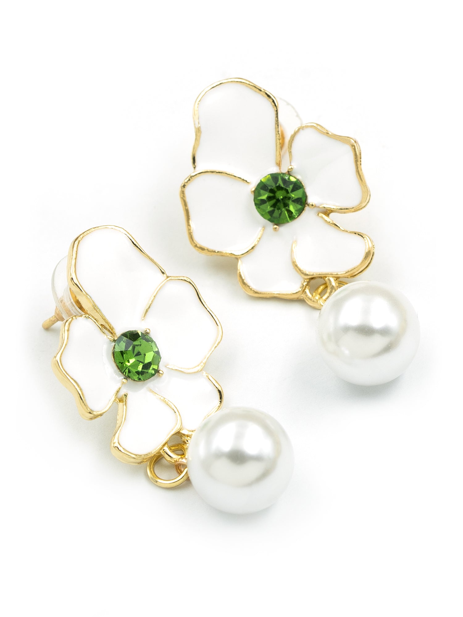Artklim Green Center White Flower Anti Tarnish Earrings