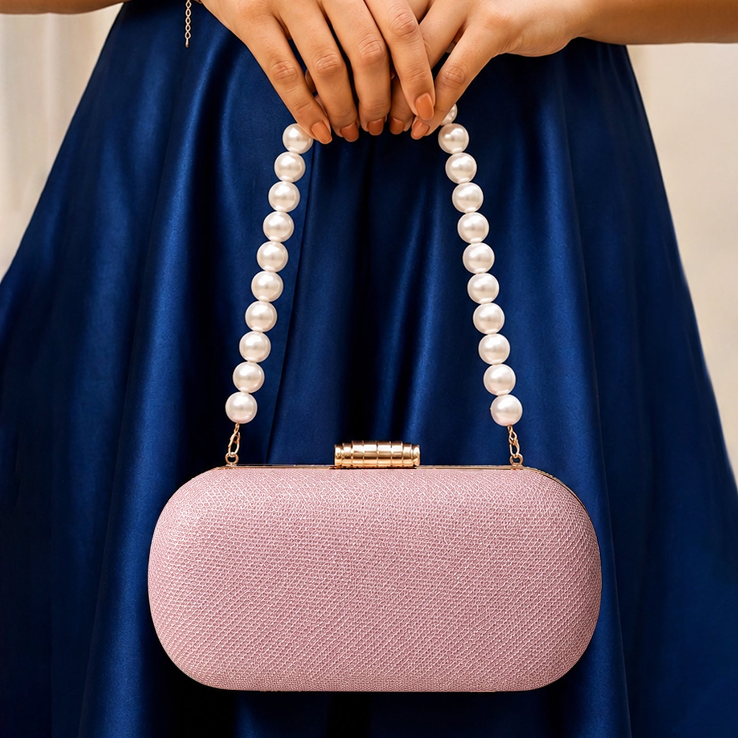 Artklim Baby Pink Textured Pearl Handle Embroidery Clutch
