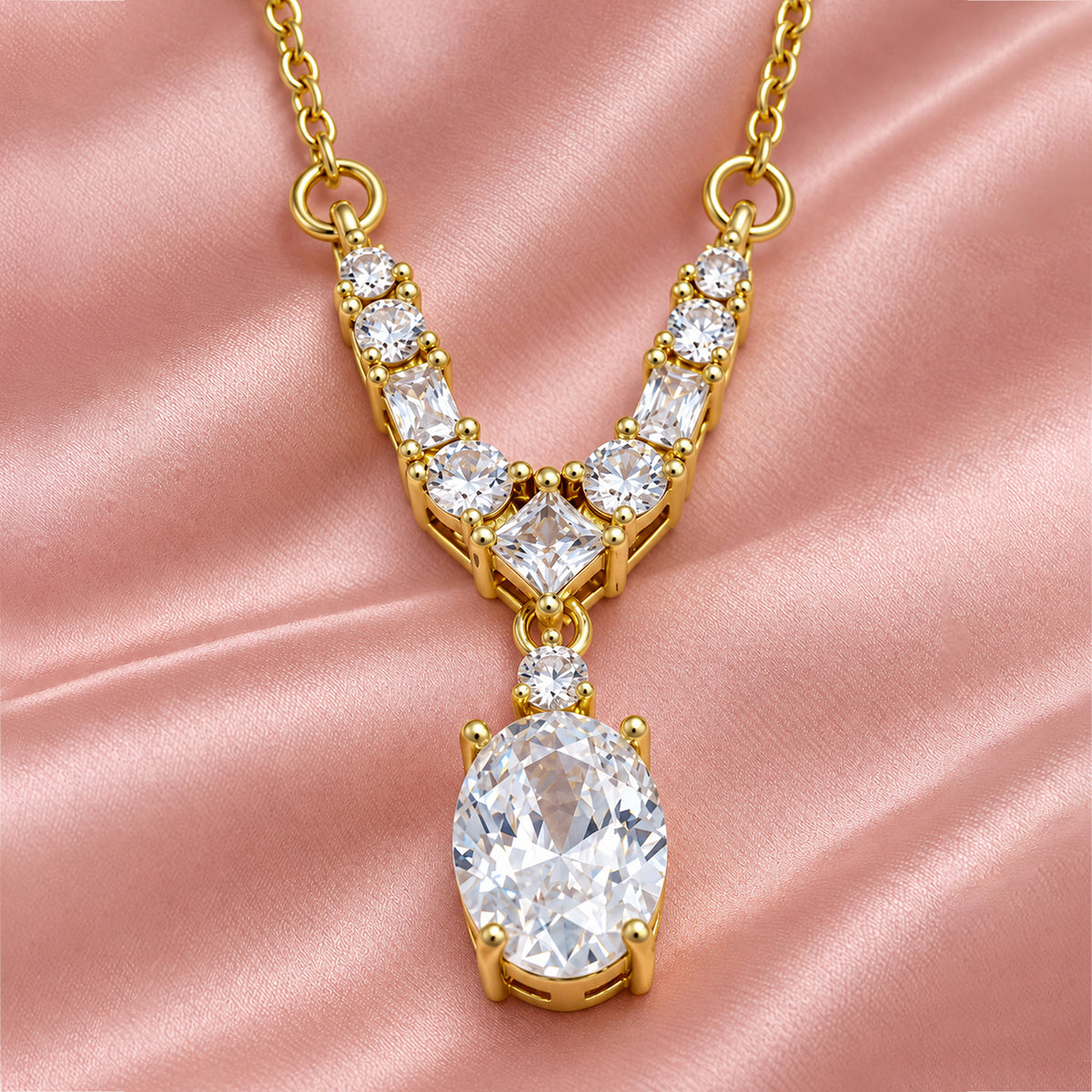 Artklim Luxe Oval Halo Crystal Gold-Tone Anti-Tarnish Pendant Necklace