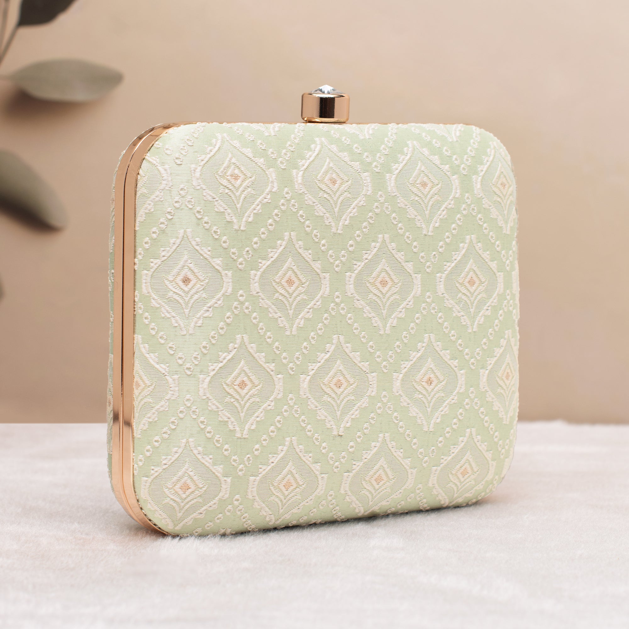 Artklim Pastel - Green Bloom Embroidery Clutch