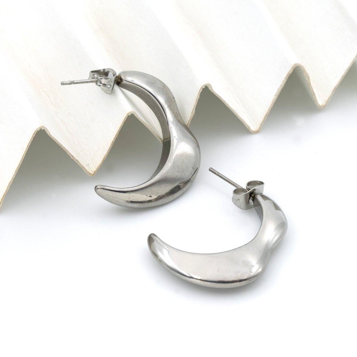 Artklim Silver Plated Crescent Moon Shaped Earrings