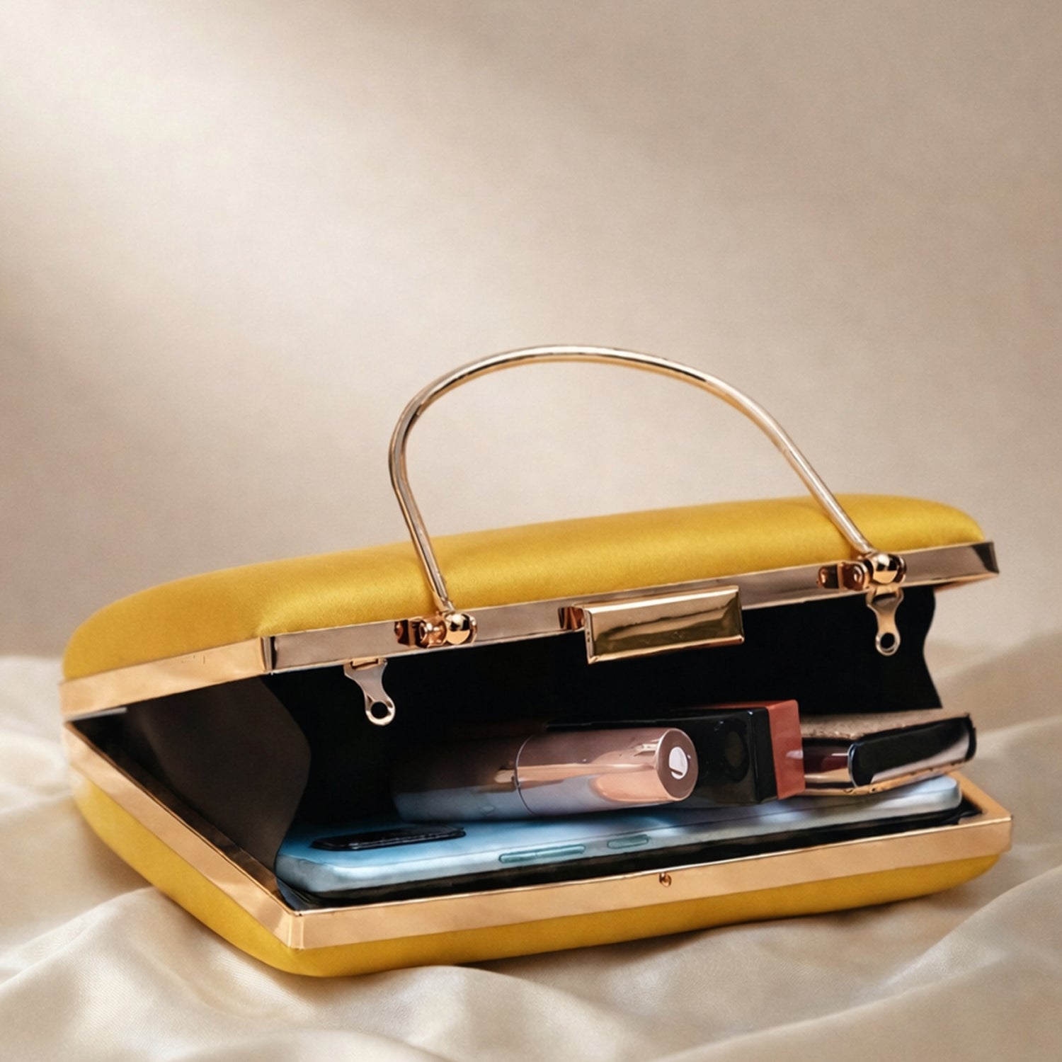 Artklim Yellow Based Classy Women Printed Clutch