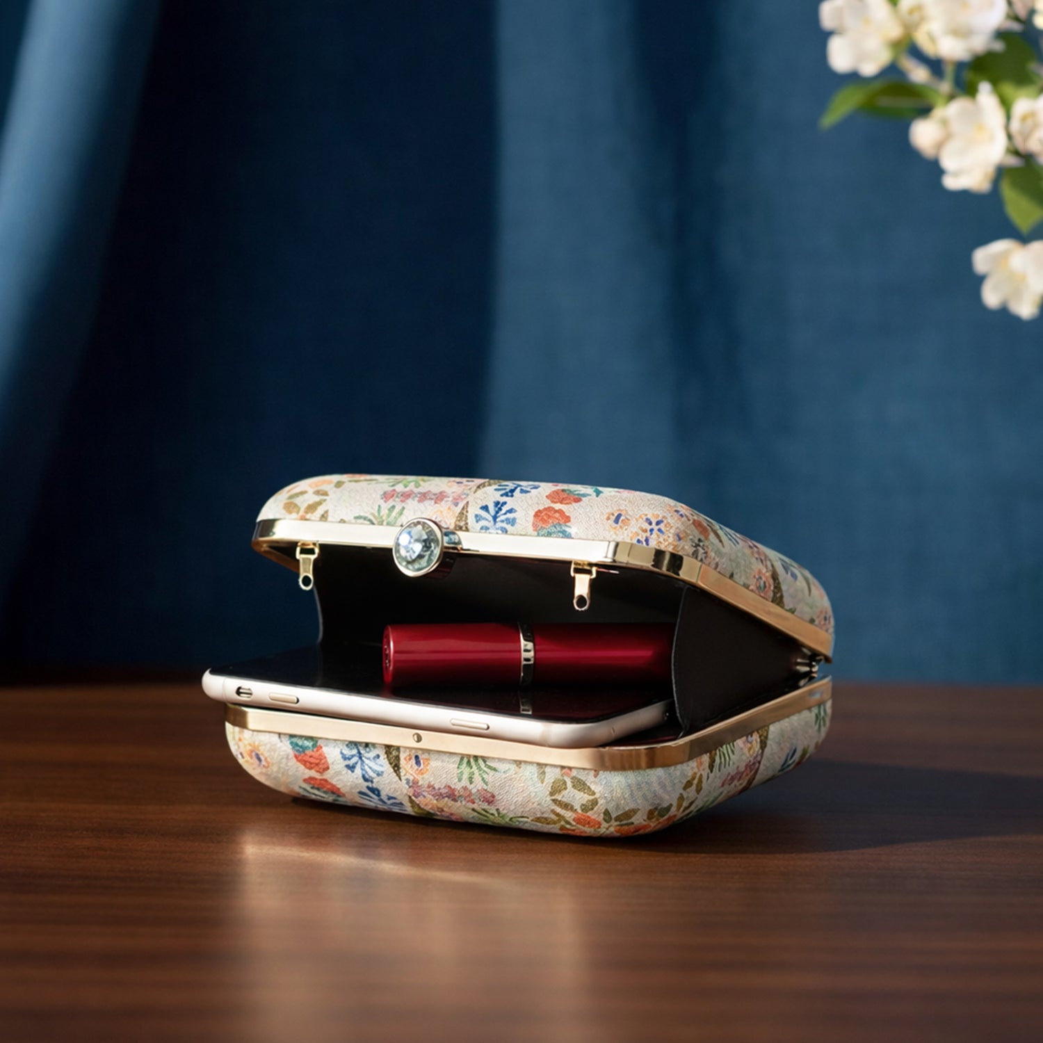 Beautiful Botanic Theme Printed Clutch