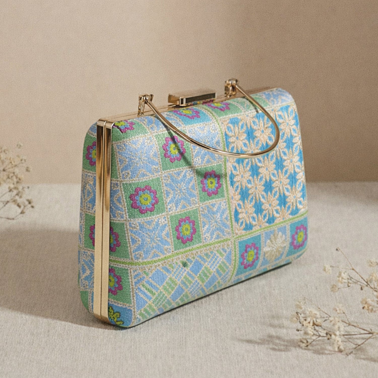 Artklim Ethnic Pastel Embroidered Clutch