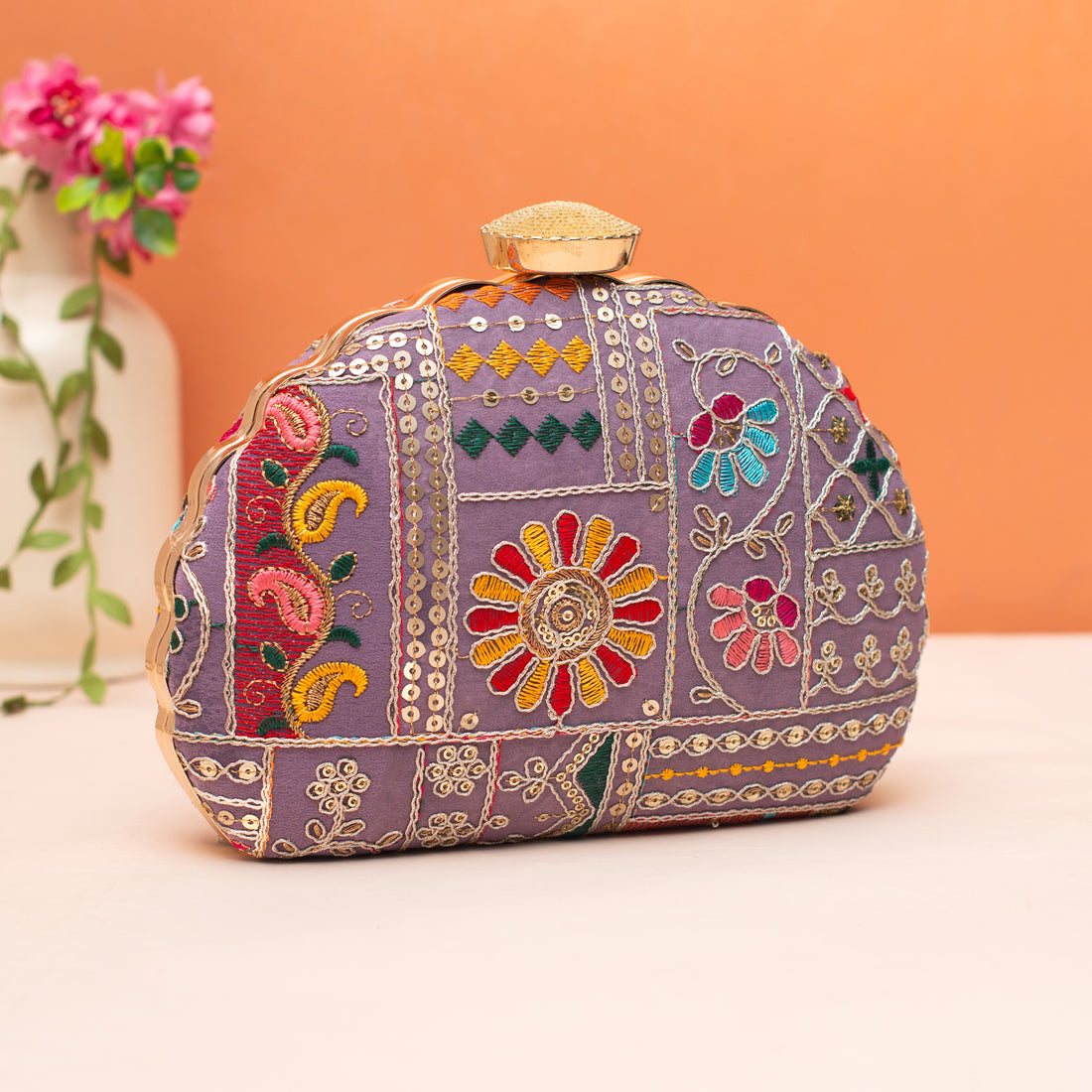 Artklim Vintage Sequins Embroidery D- Shape Clutch