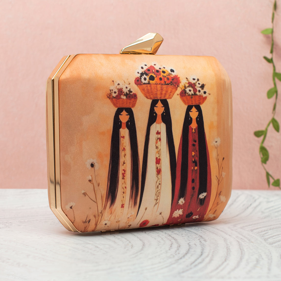 Artklim Three Ladies floral Printed Clutch