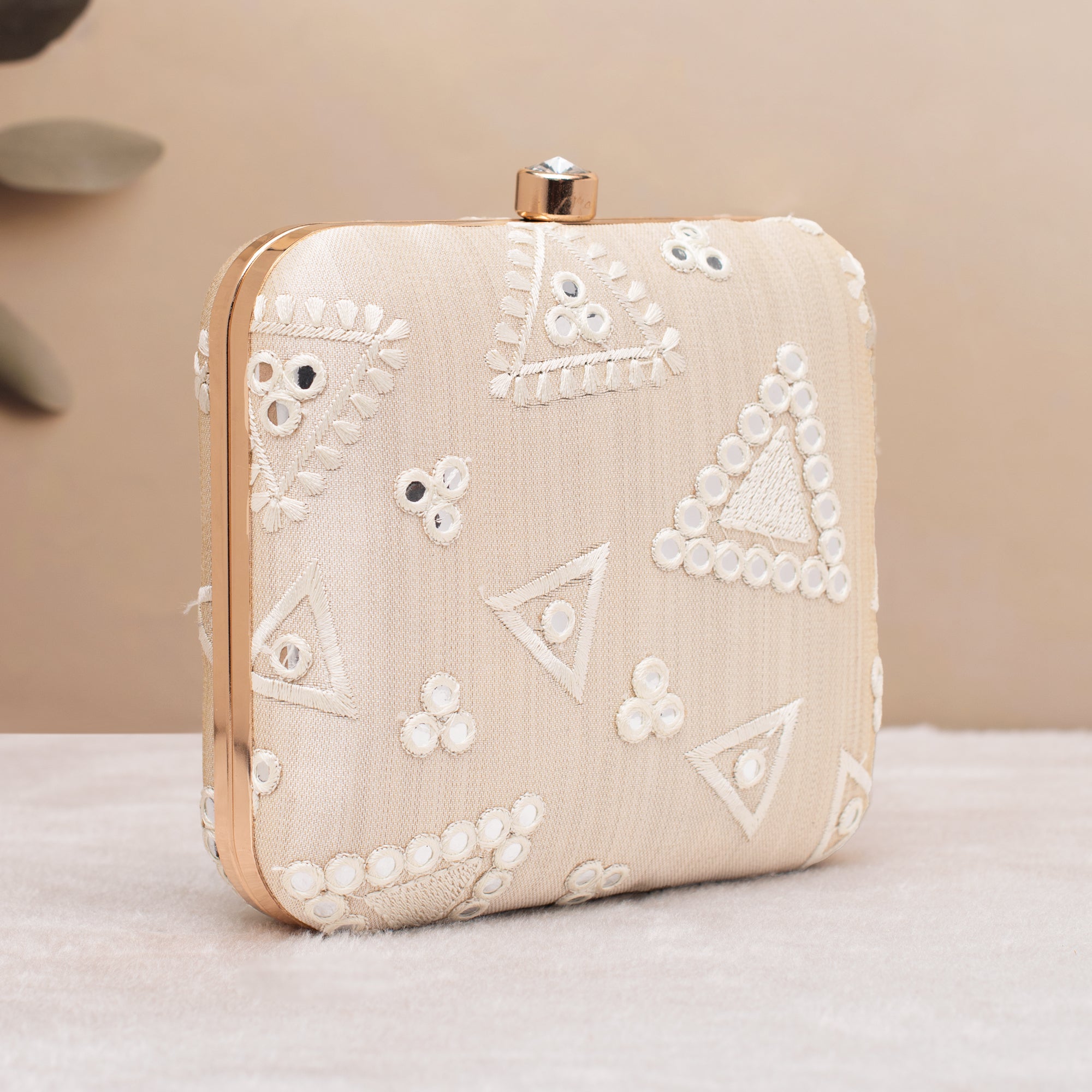 Artklim Beige With Mirror & Triangle Embroidery Clutch
