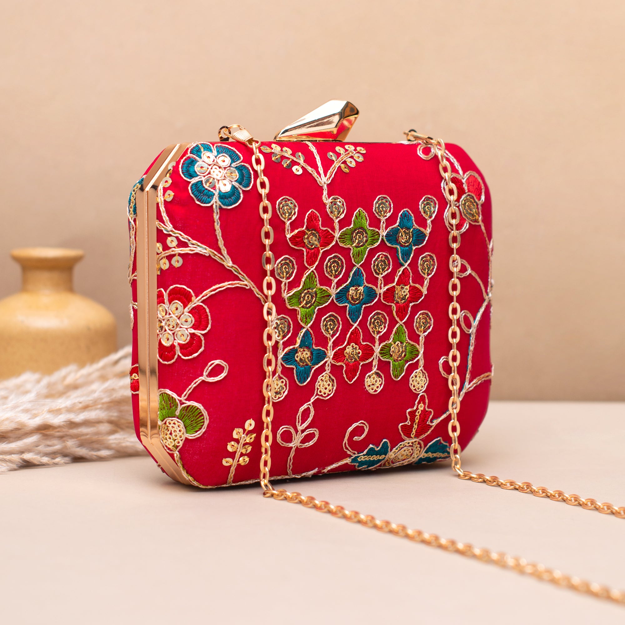 Artklim Luxury Red Gold Thread Embroidered Clutch
