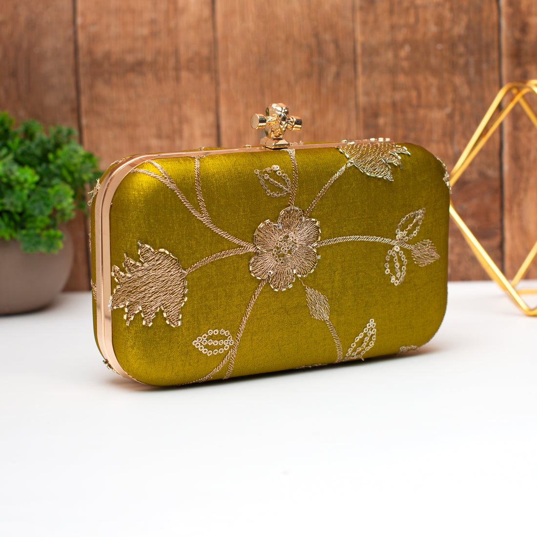 Artklim Royal Green Petal Blossom  Clutch
