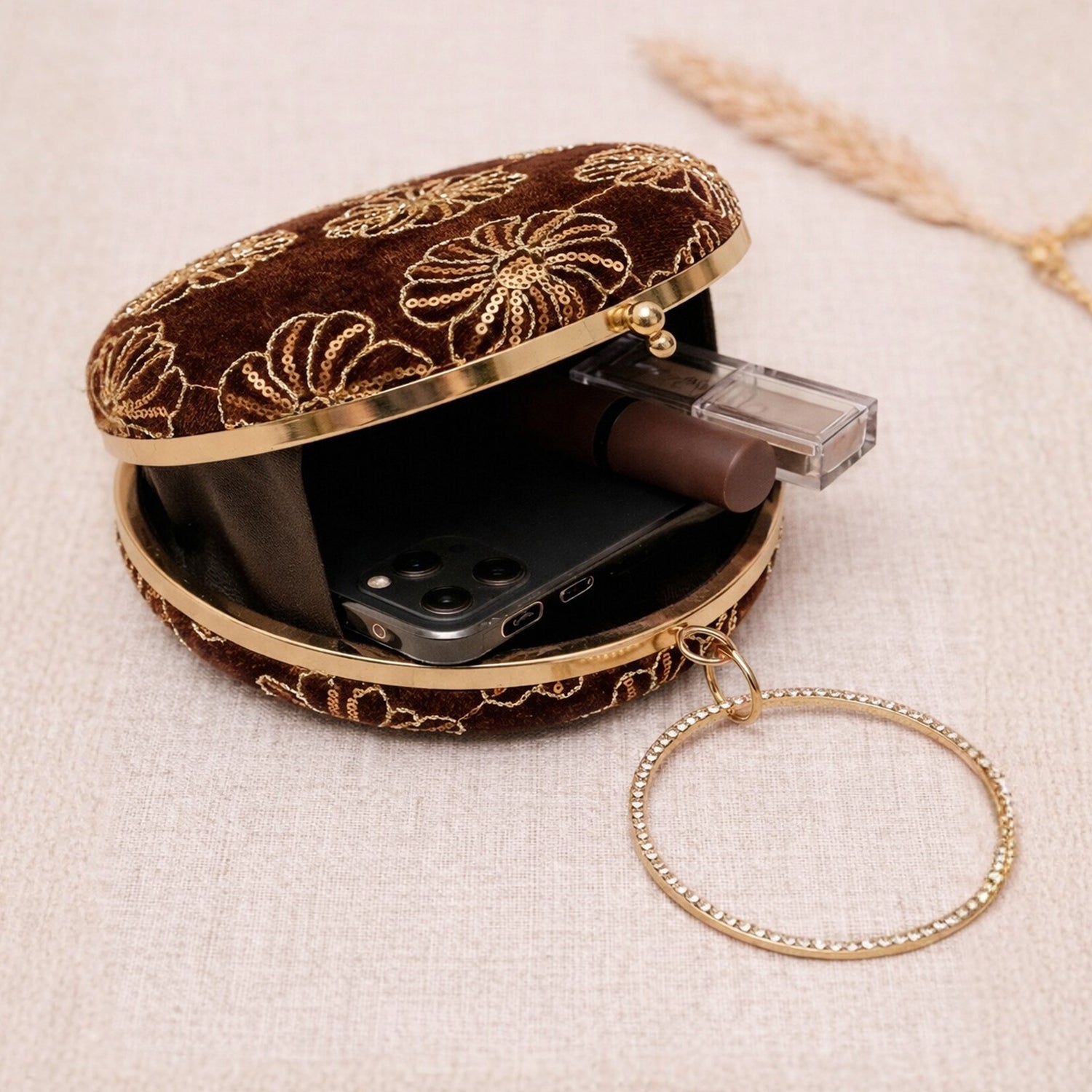 Artklim Vintage Mocha Velvet Floral Embroidery Clutch