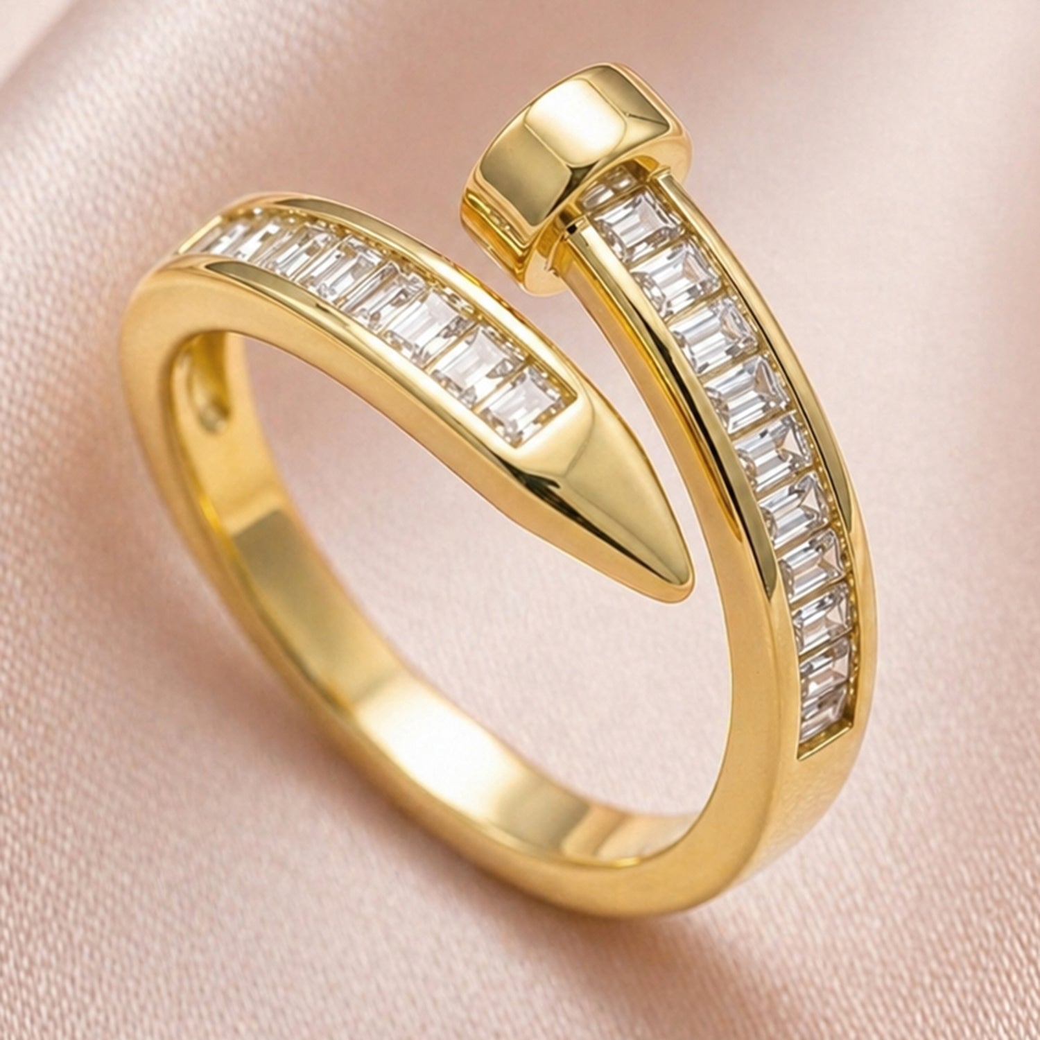 Artklim Premium Chic Look Gold Anti-Tarnish Ring