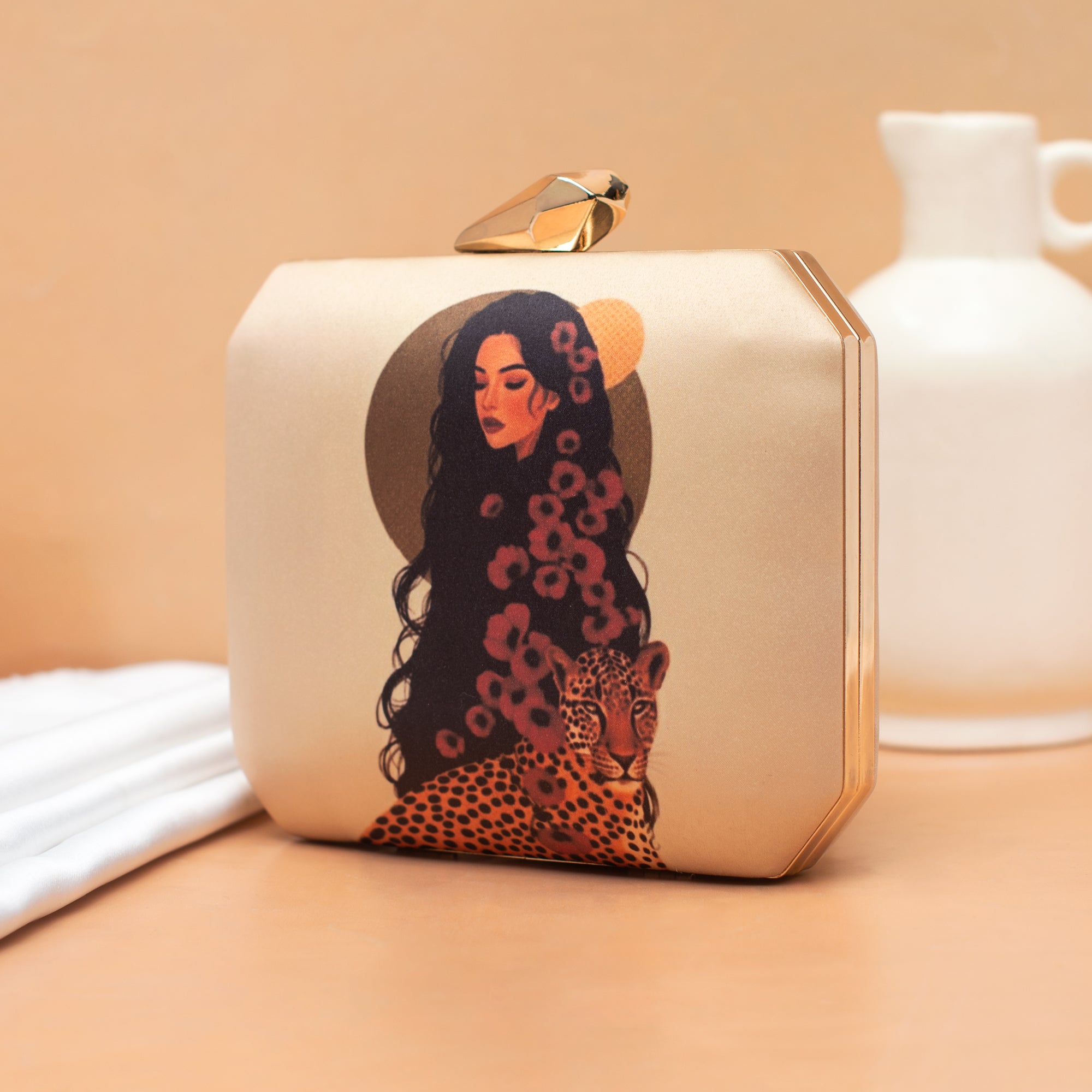 Artklim Peach Glow Muse Printed Clutch