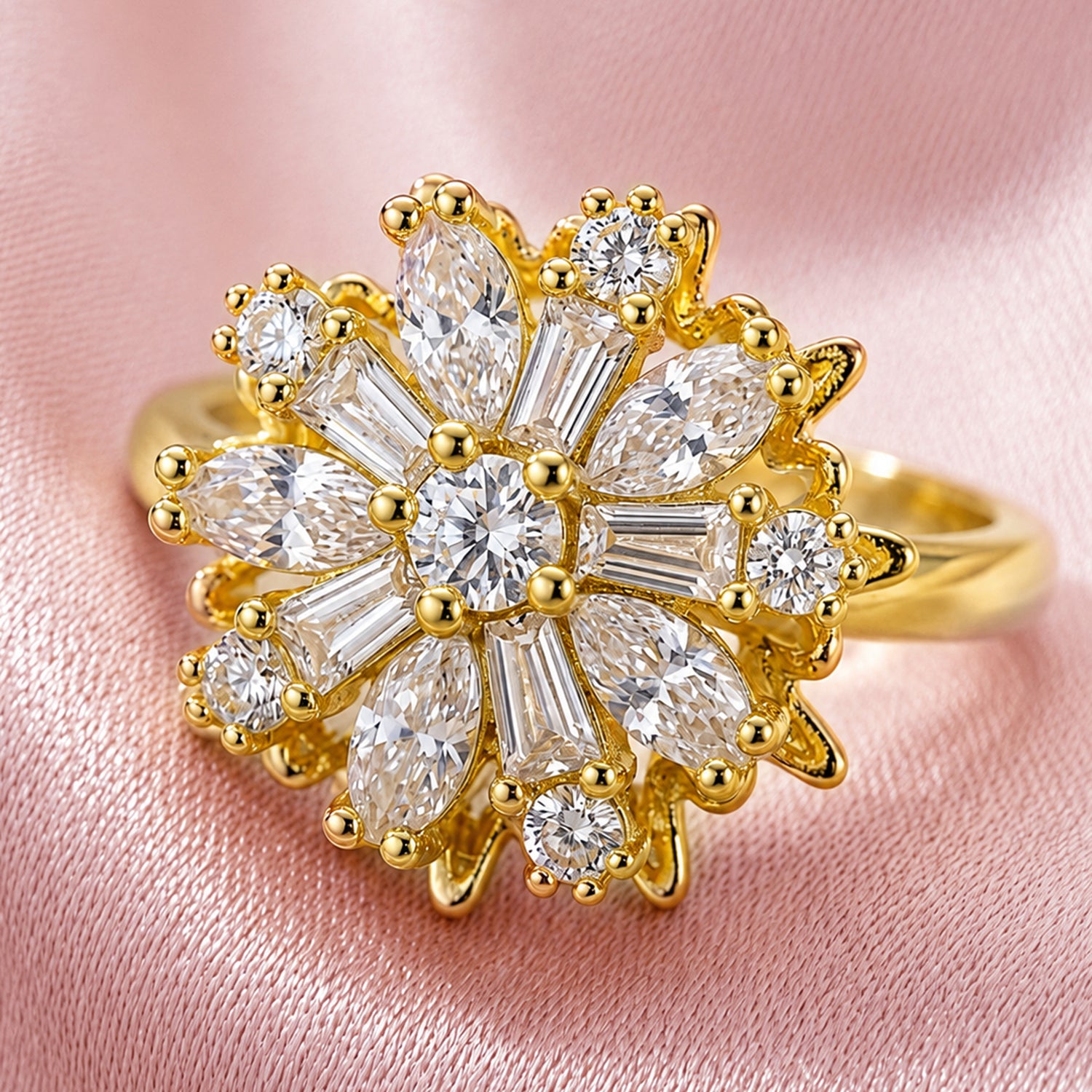 Artklim Gold Revolving Crystal Bloom Adjustable Anti-Tarnish Copper Ring