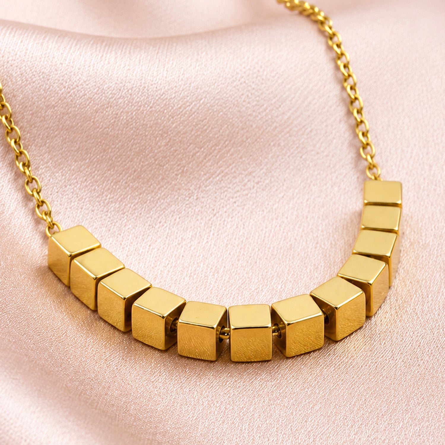 Artklim Minimal Gold Cube Bar Anti-Tarnish Pendant Necklace