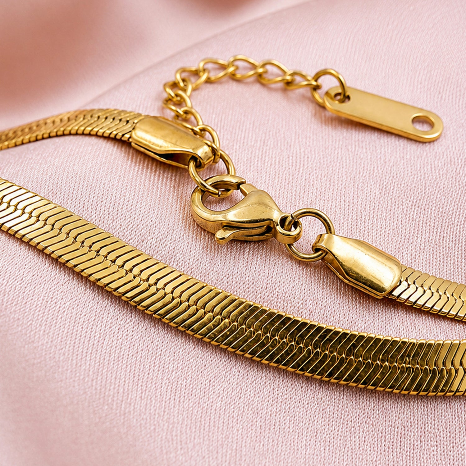 Artklim Elegant Flat Gold Chain Anti-Tarnish Anklet