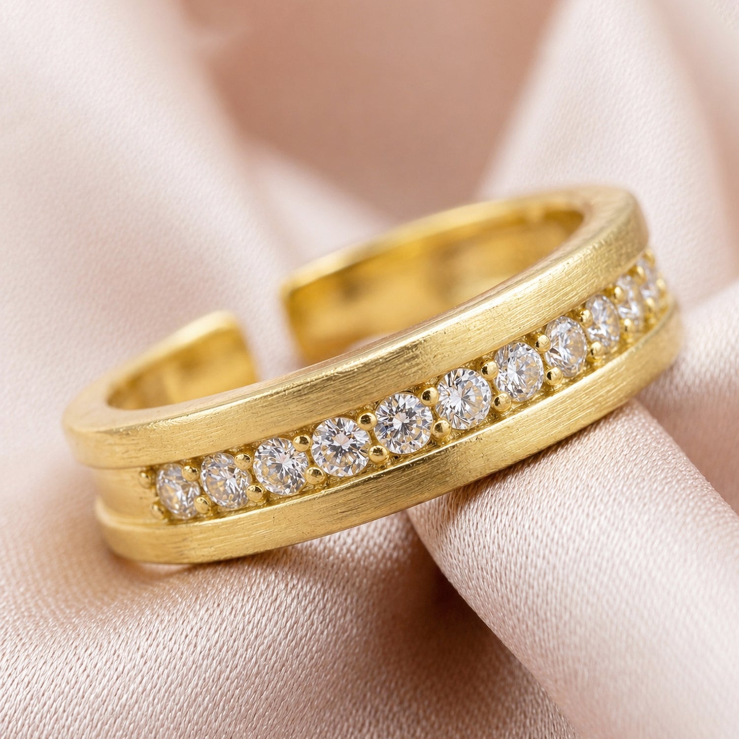 Artklim Classic Gold Channel Set Crystal Anti-Tarnish Ring