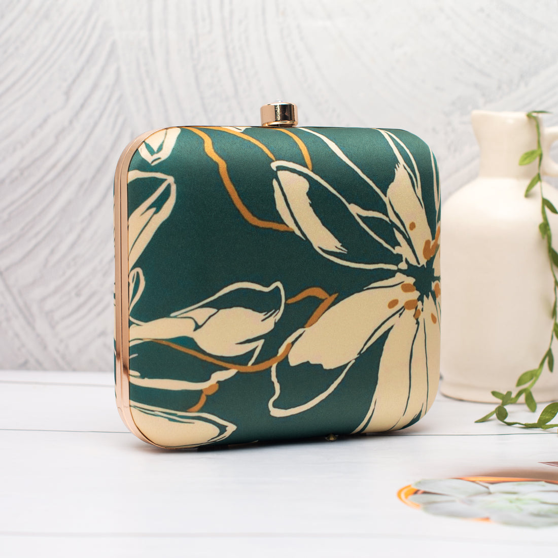 Artklim Green with Beige Portrait Clutch