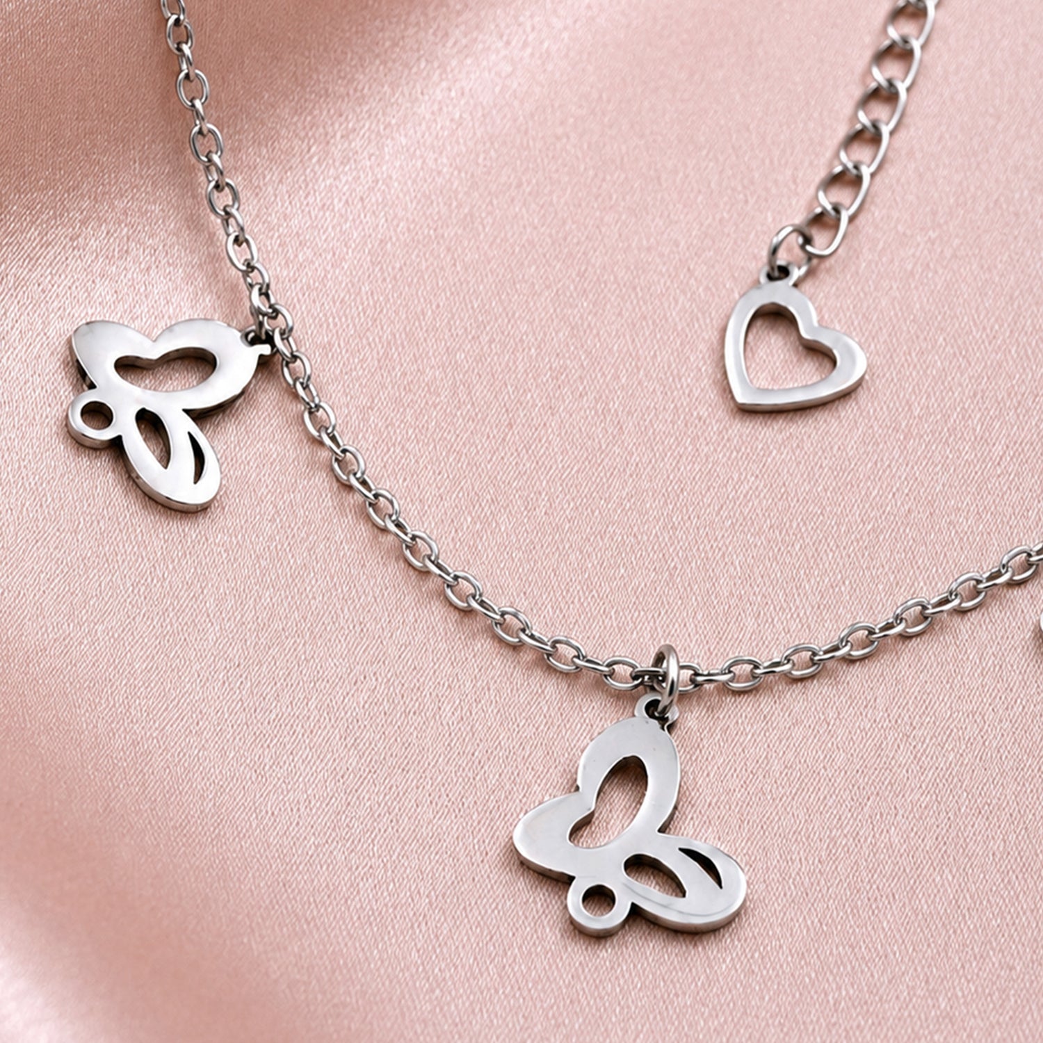 Artklim Elegant Butterfly Charm Silver Chain Anti-Tarnish Anklet