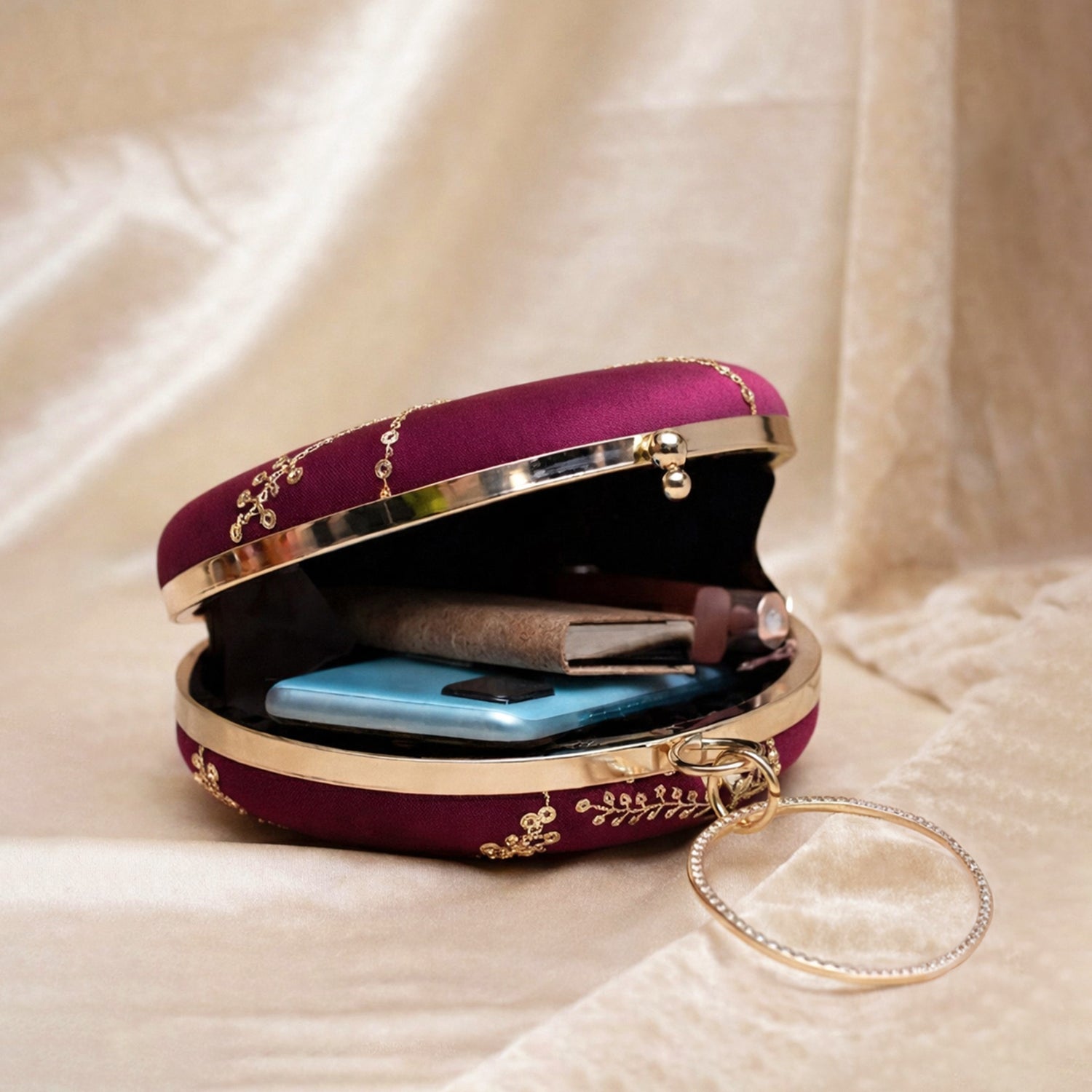 Artklim Crimson Bloom Round Clutch