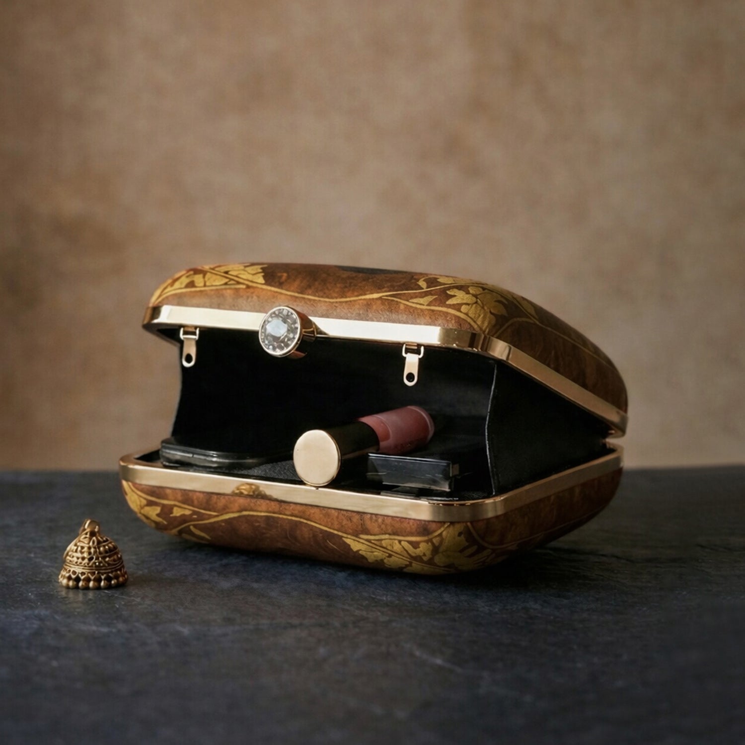 Artklim Royal Heritage Muse Printed Clutch
