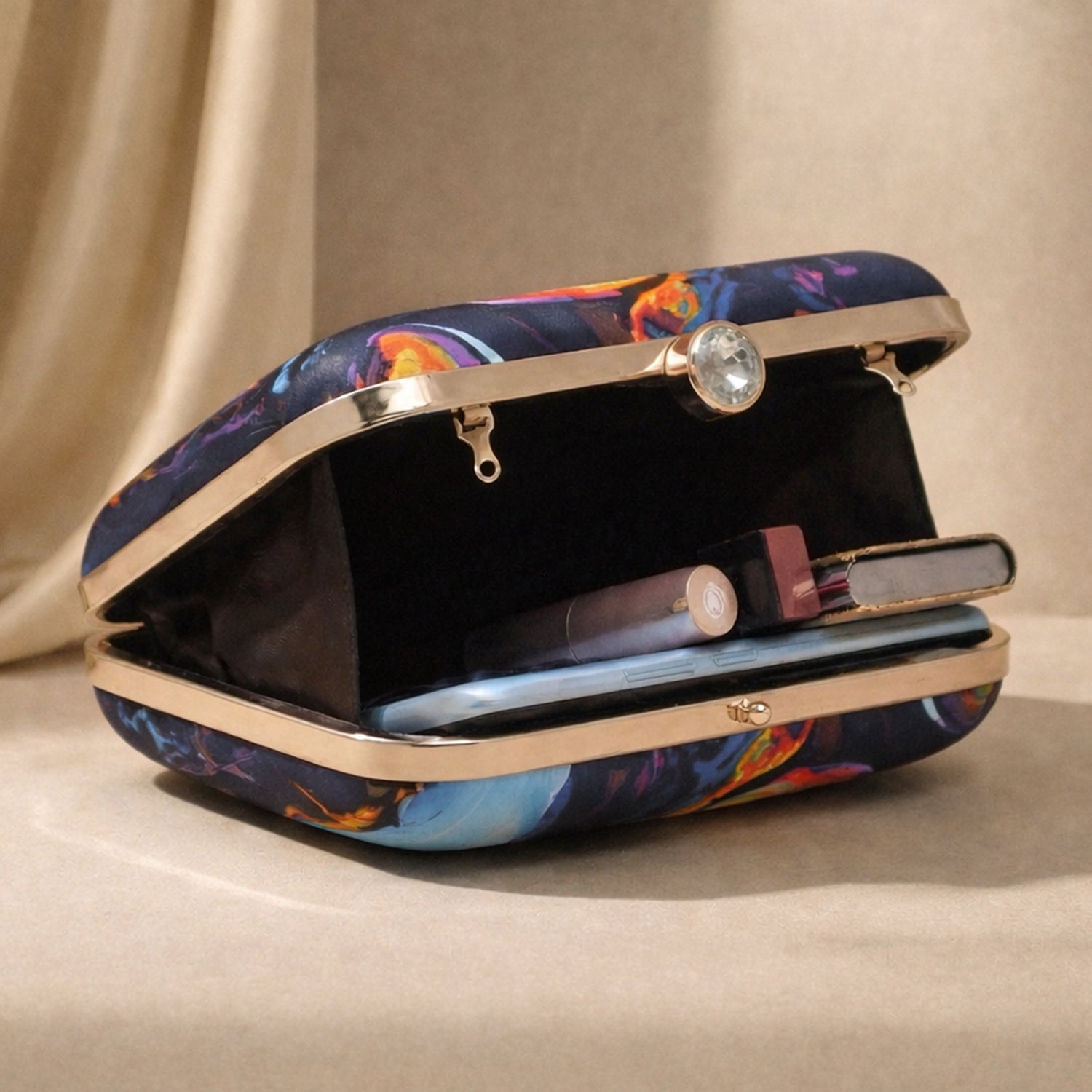 Artklim Abstract Women Printed Clutch