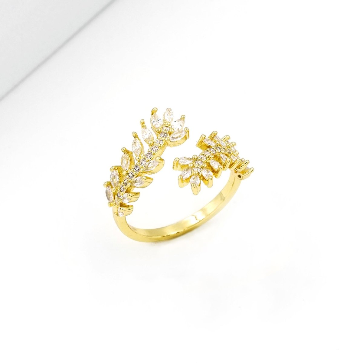 Artklim Studded Leaf Design Gold Plated Ring