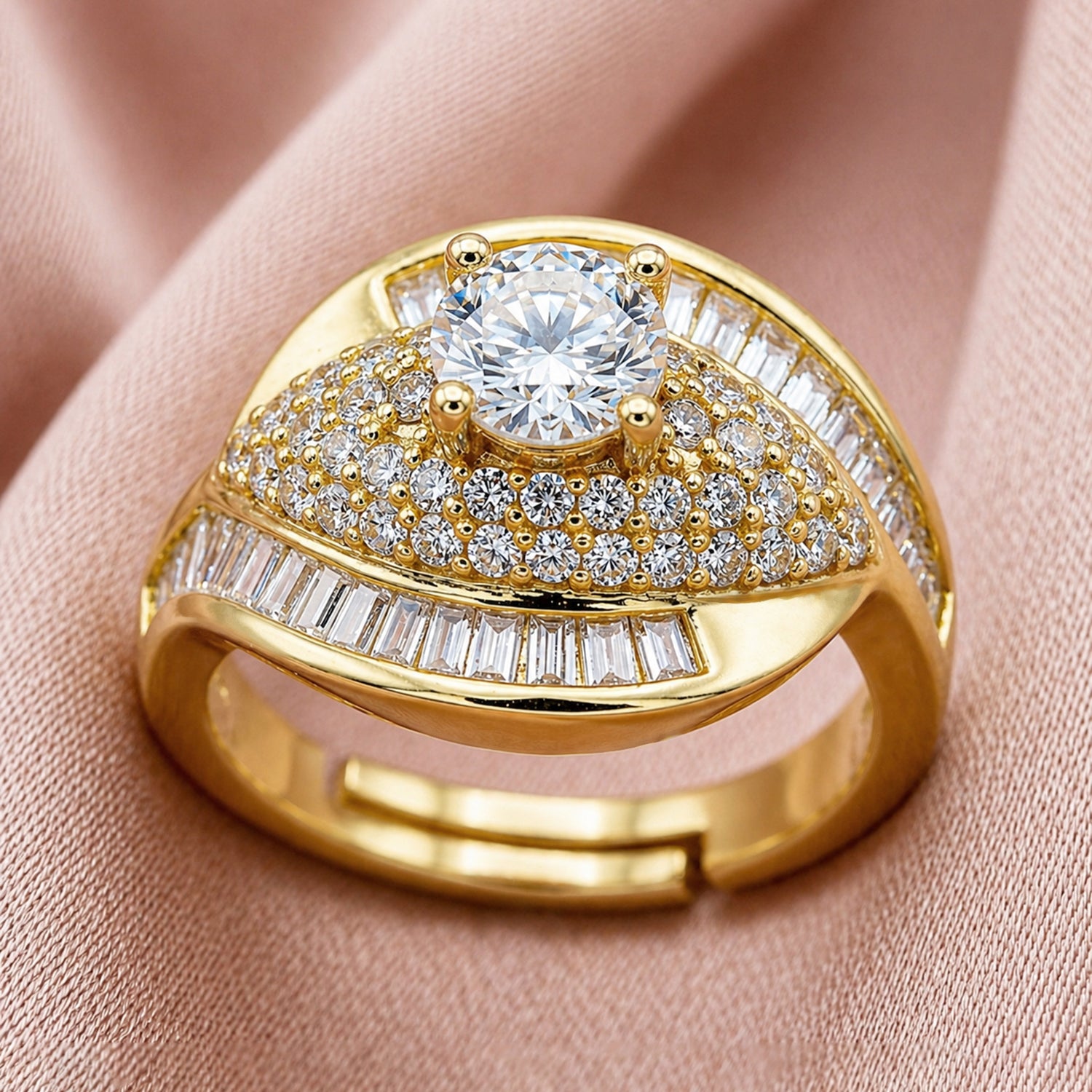 Artklim Classic Solitaire Halo Luxe Anti-Tarnish Ring