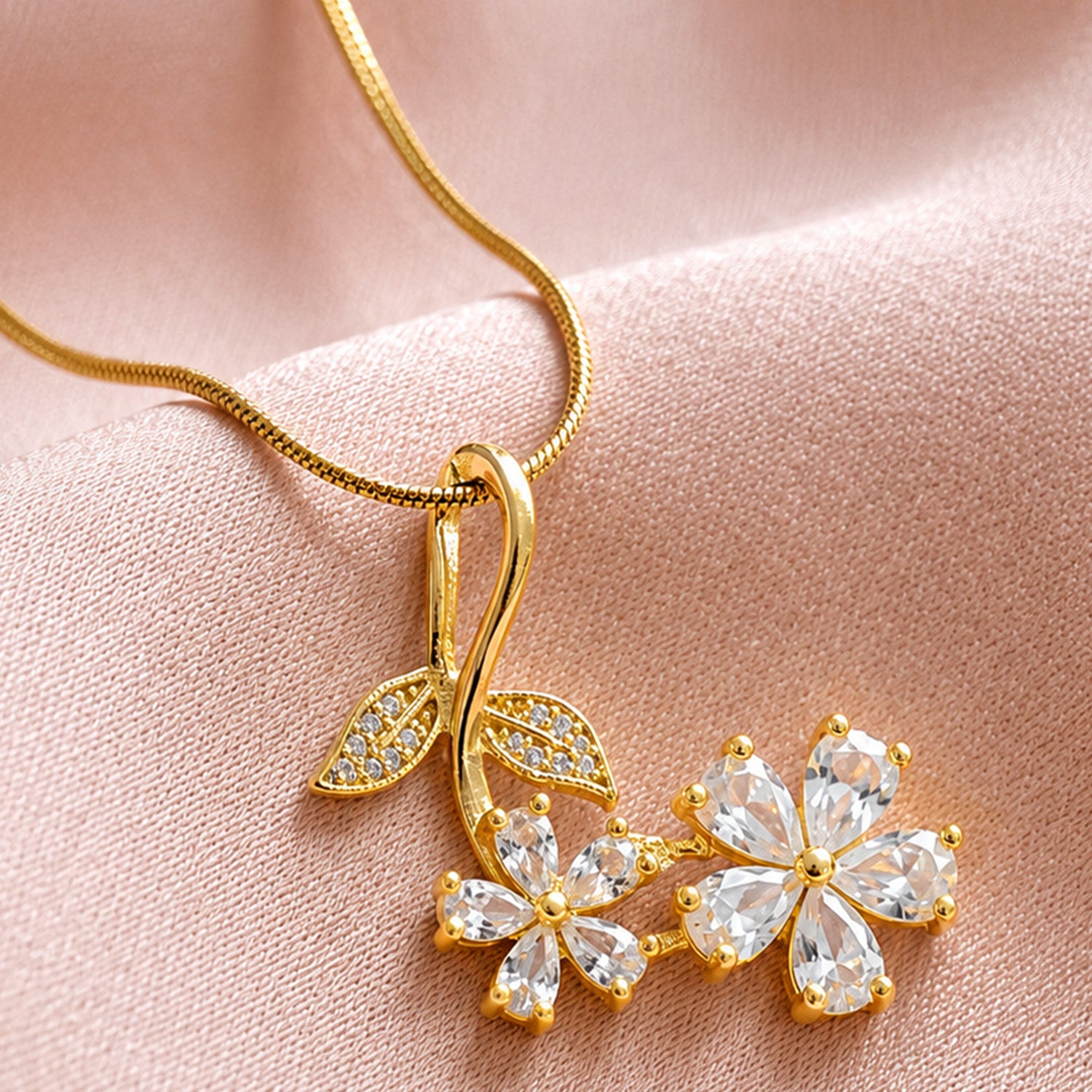Artklim Blooming Floral Crystal Anti-Tarnish Pendant Necklace