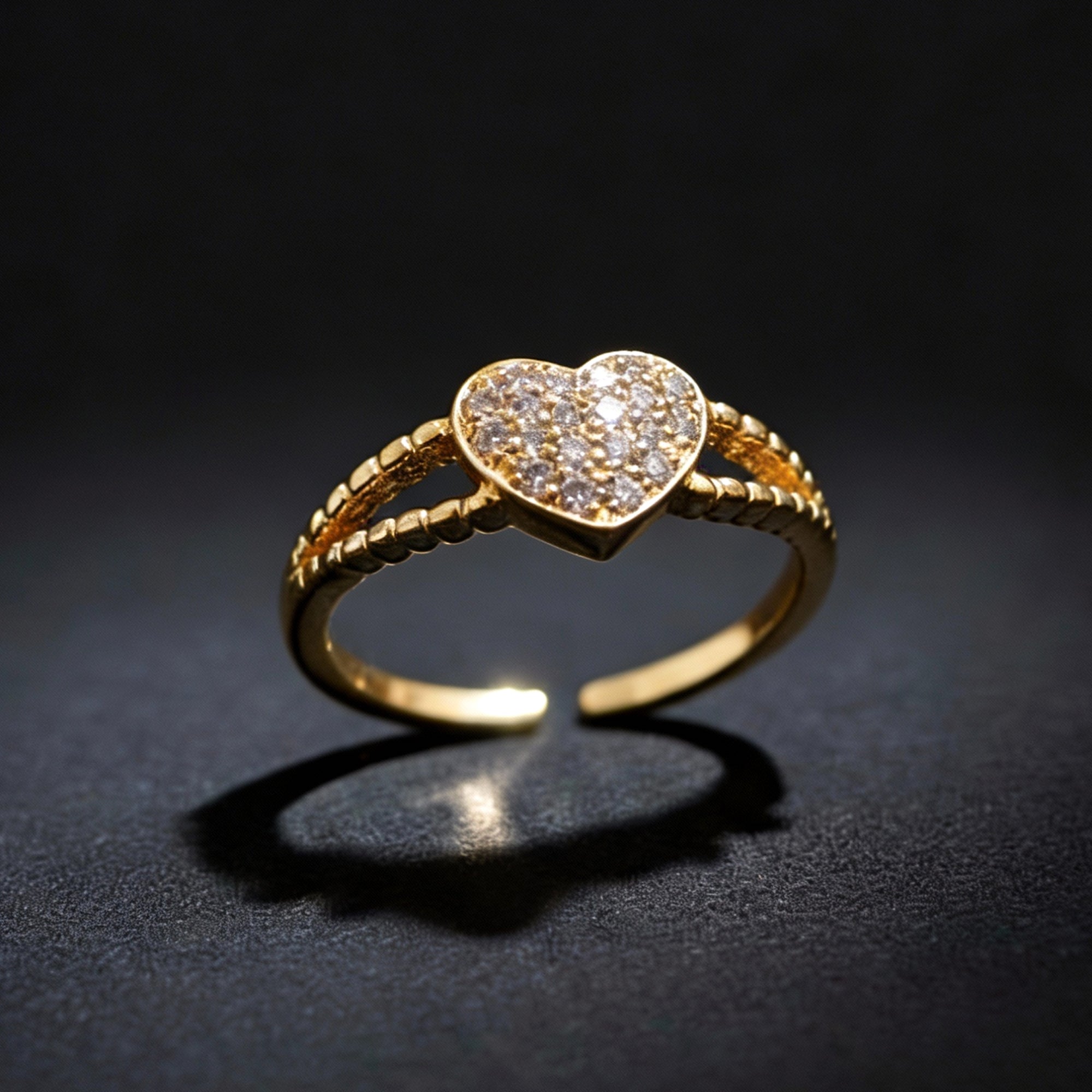 Artklim Gold-Plated Heart Charm Anti-Tarnish Ring